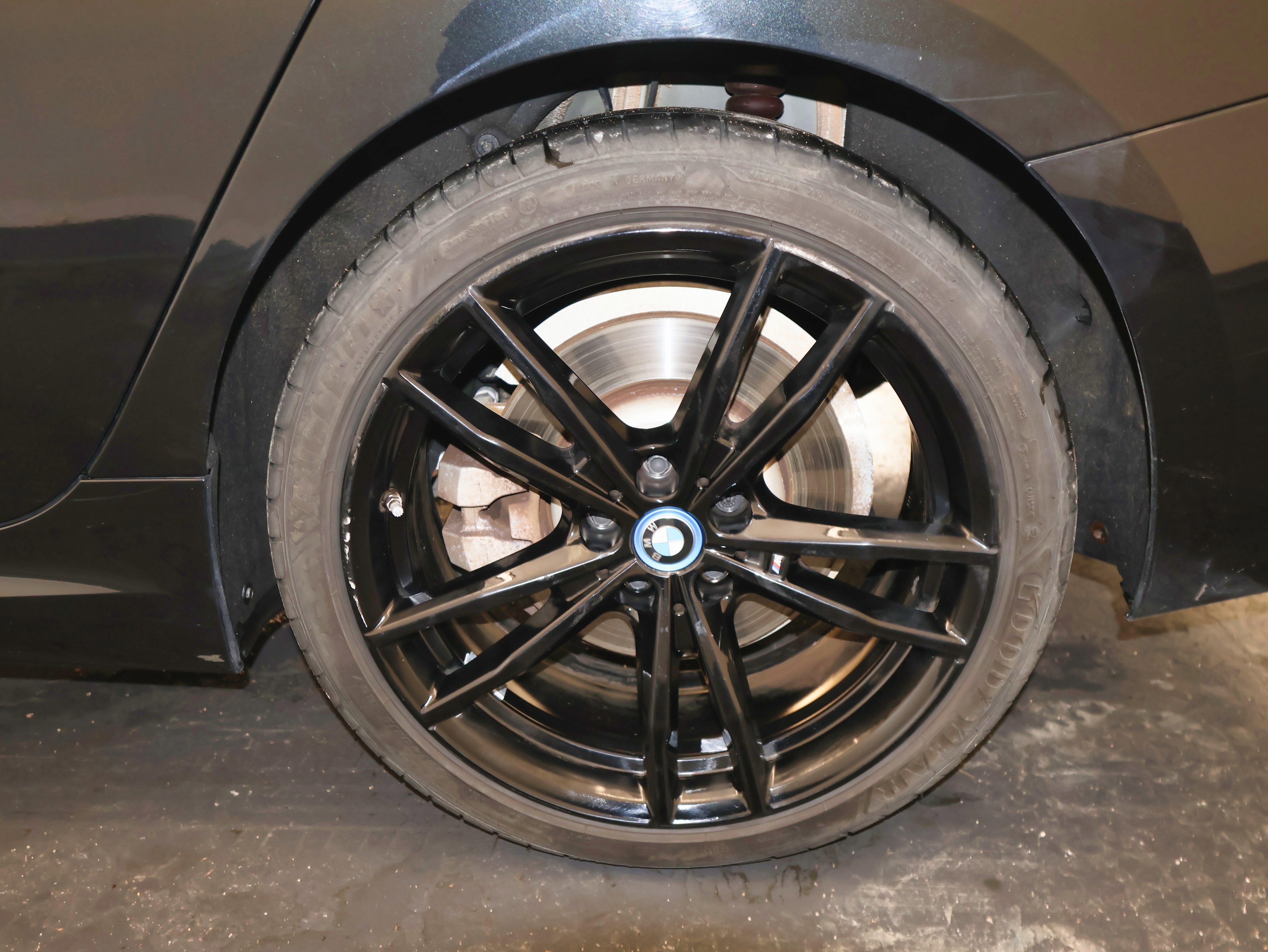 2022 BMW 3 Series 330e xDrive