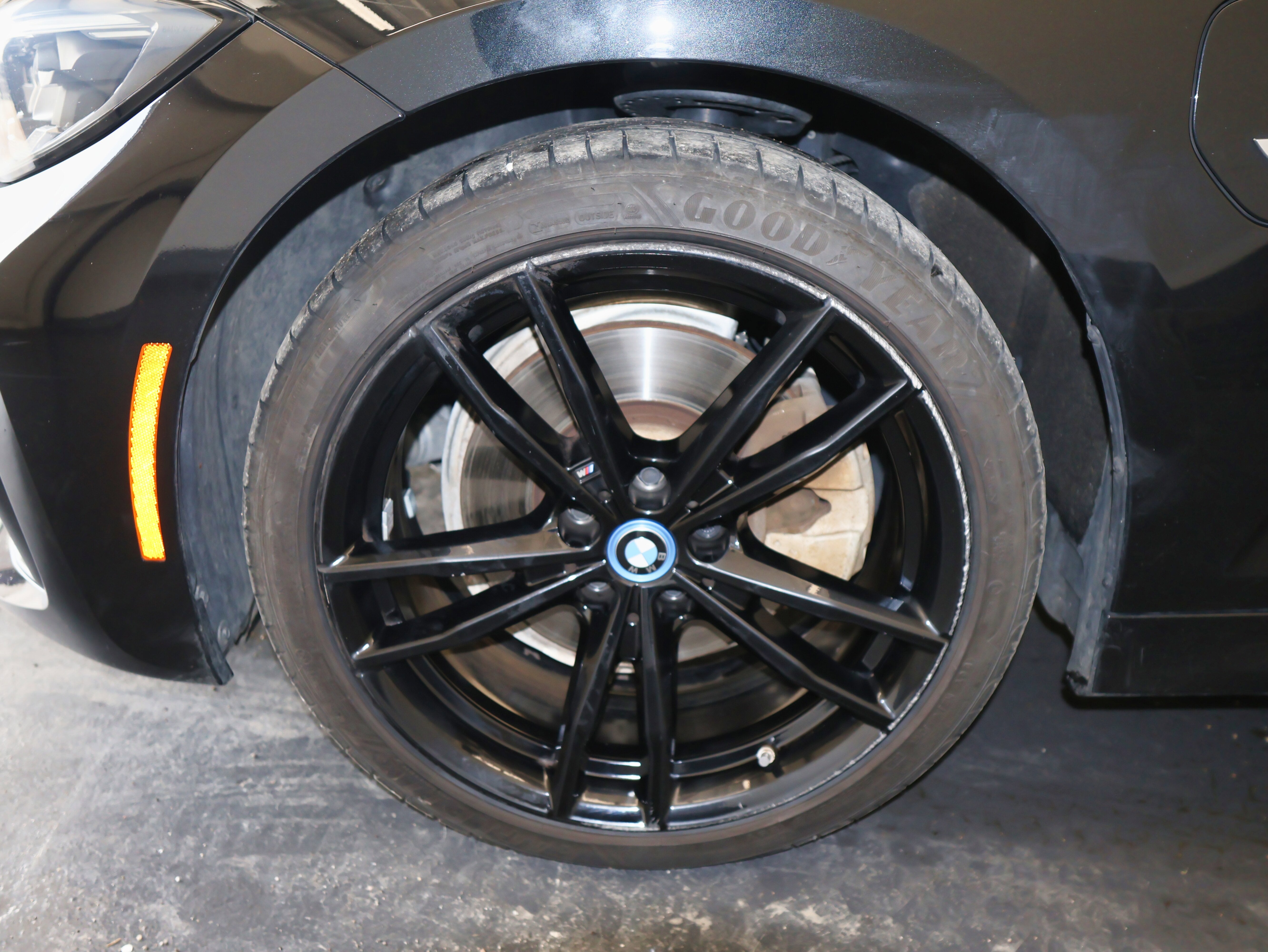 2022 BMW 3 Series 330e xDrive