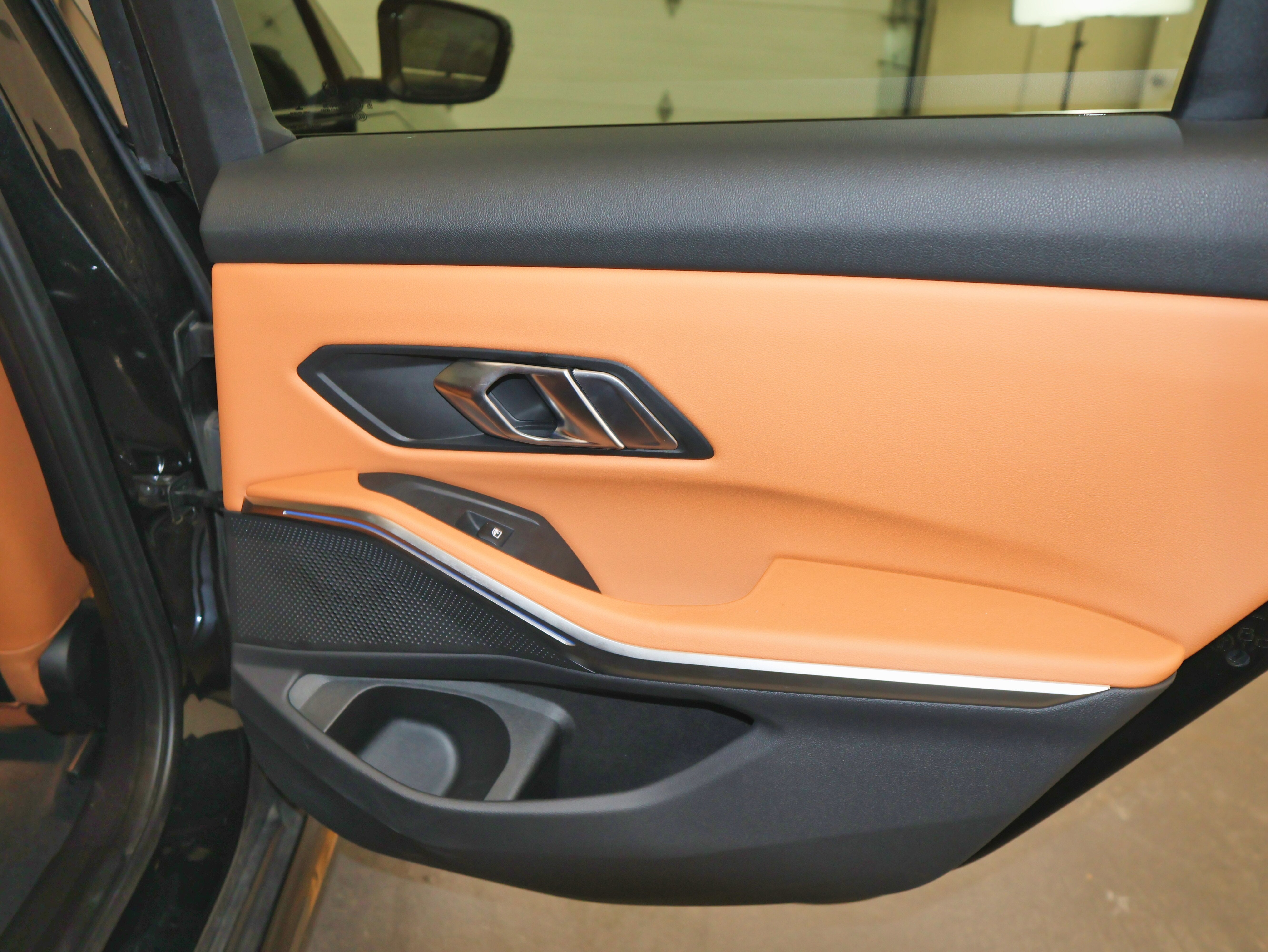 2022 BMW 3 Series 330e xDrive