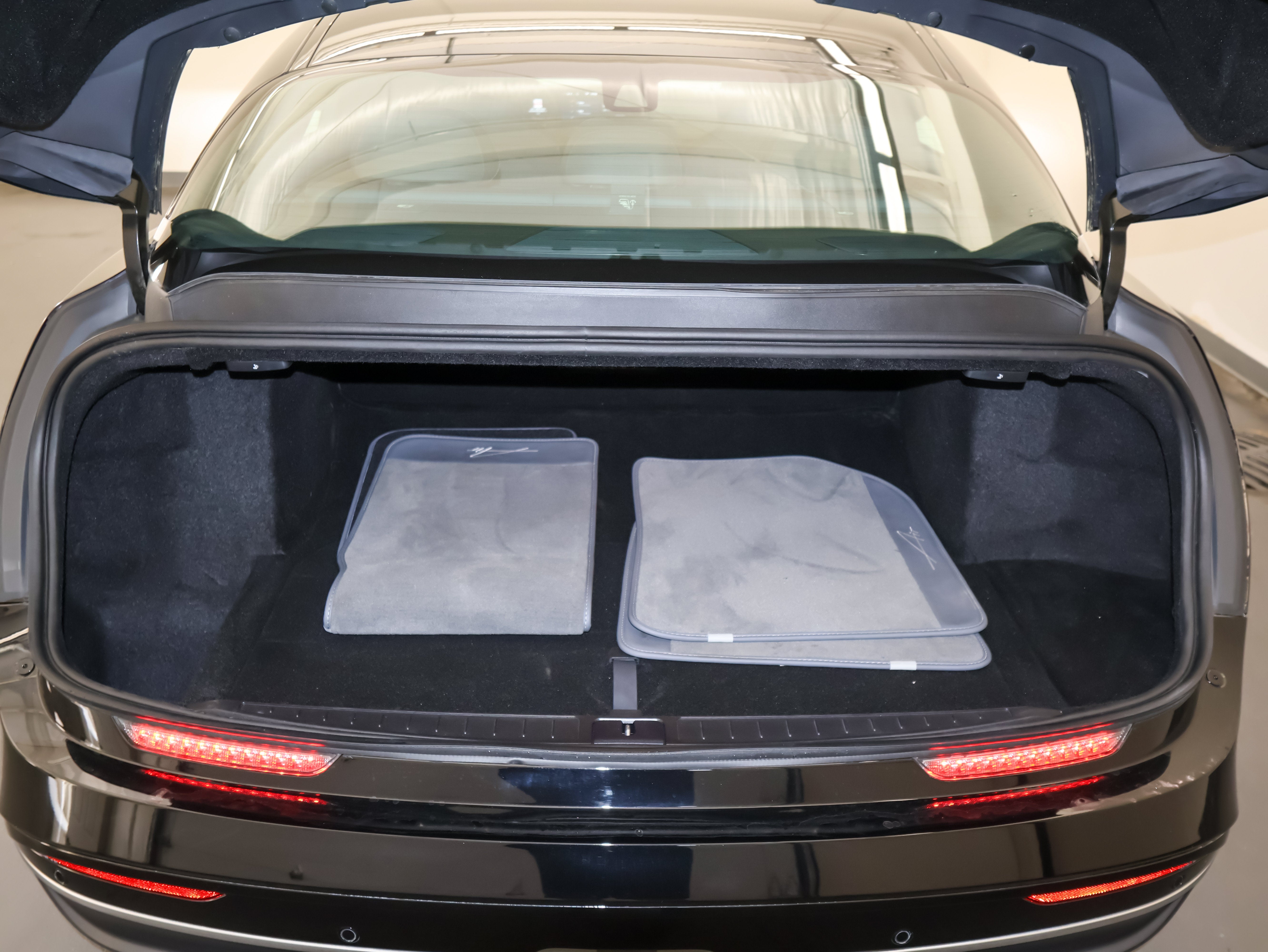 2023 Lucid Air Pure