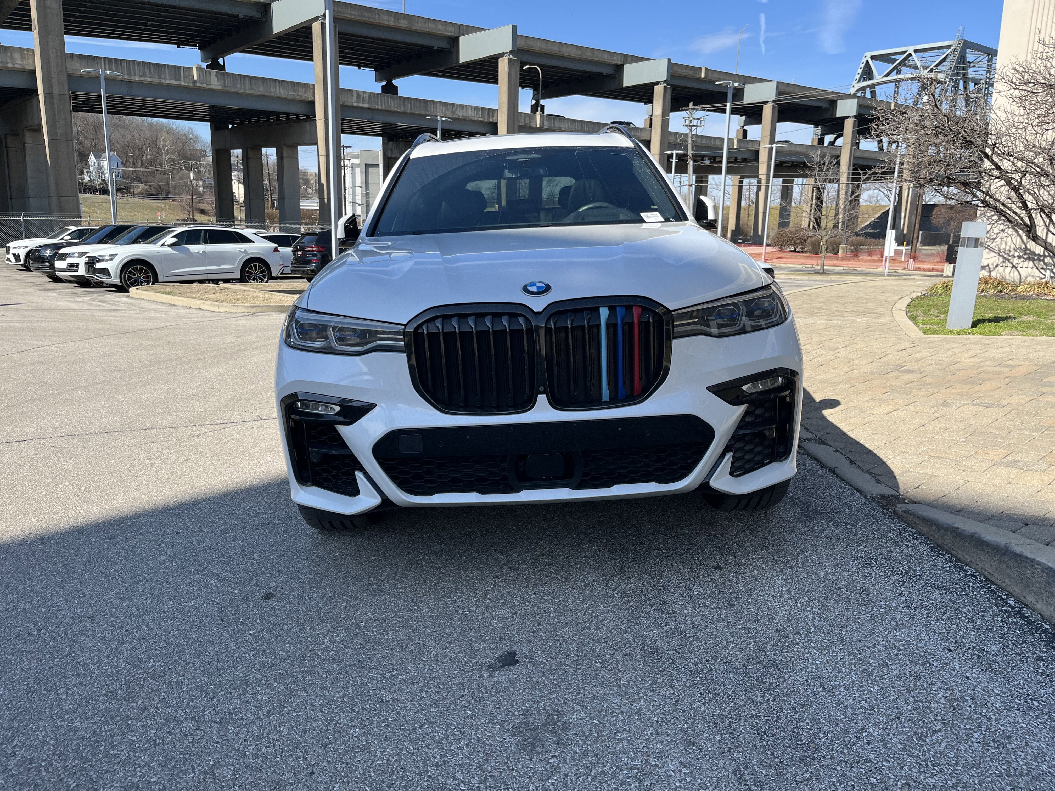 2021 BMW X7 M50i