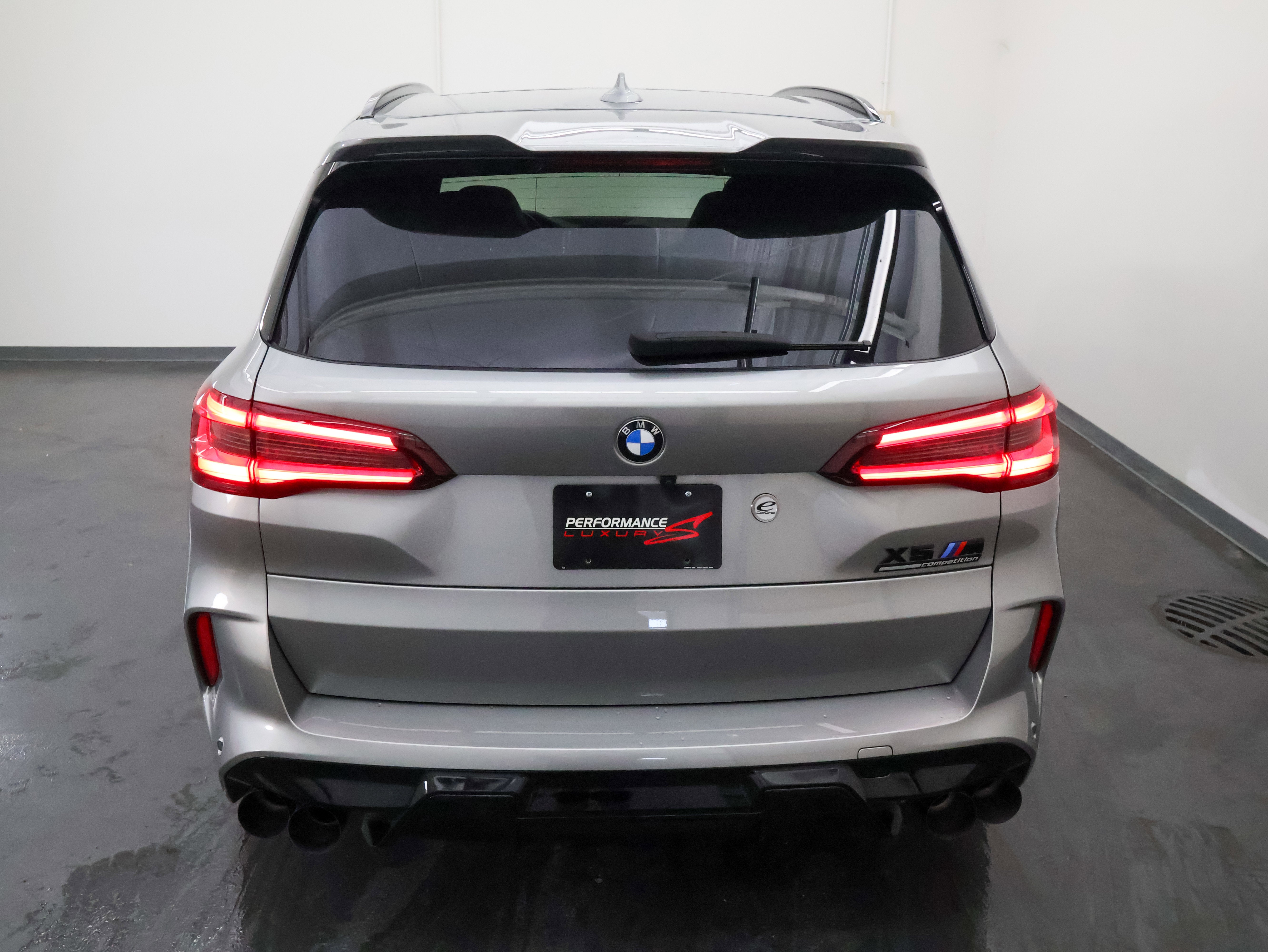 2022 BMW X5 M Base