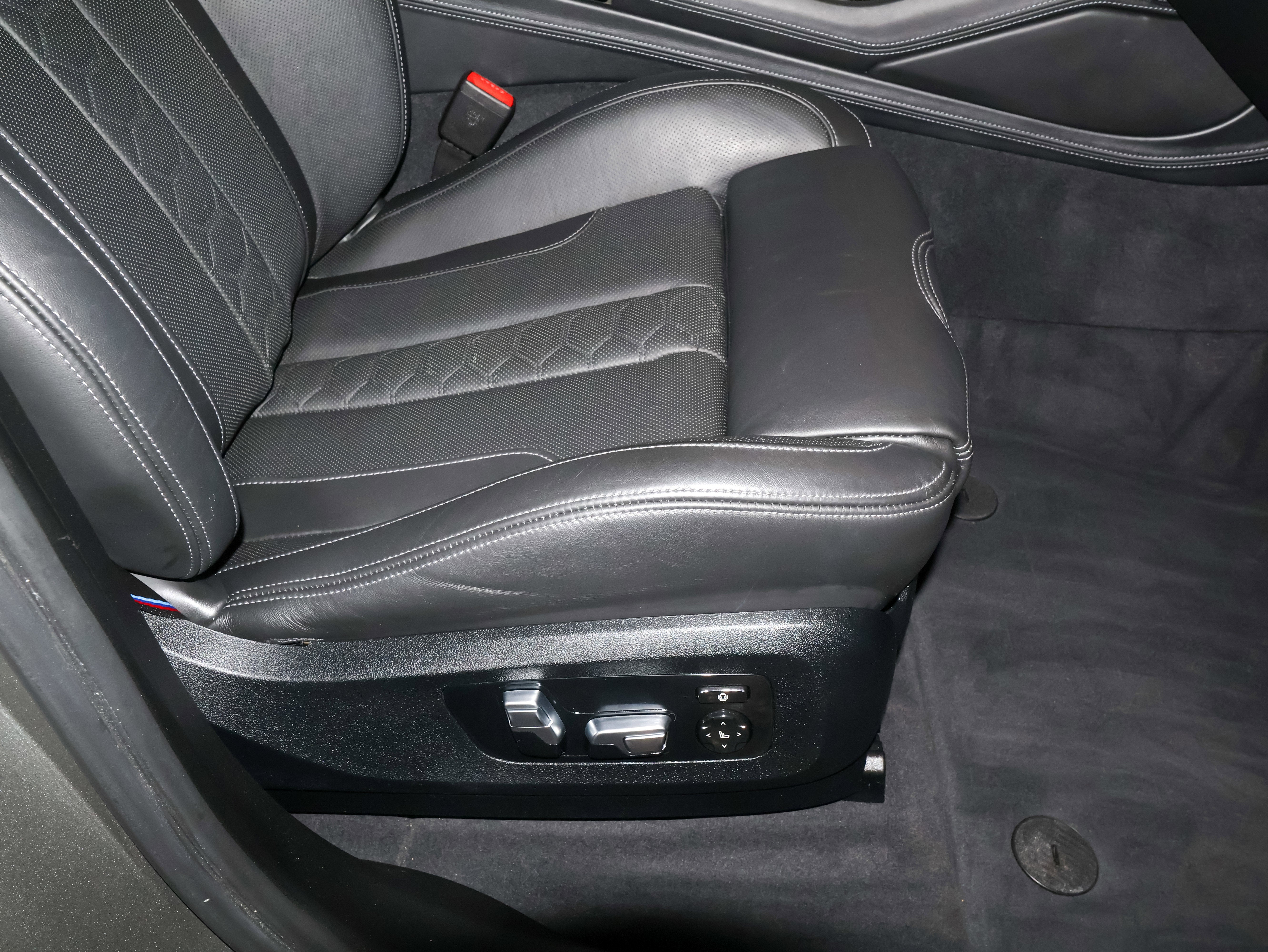 2022 BMW X5 M Base