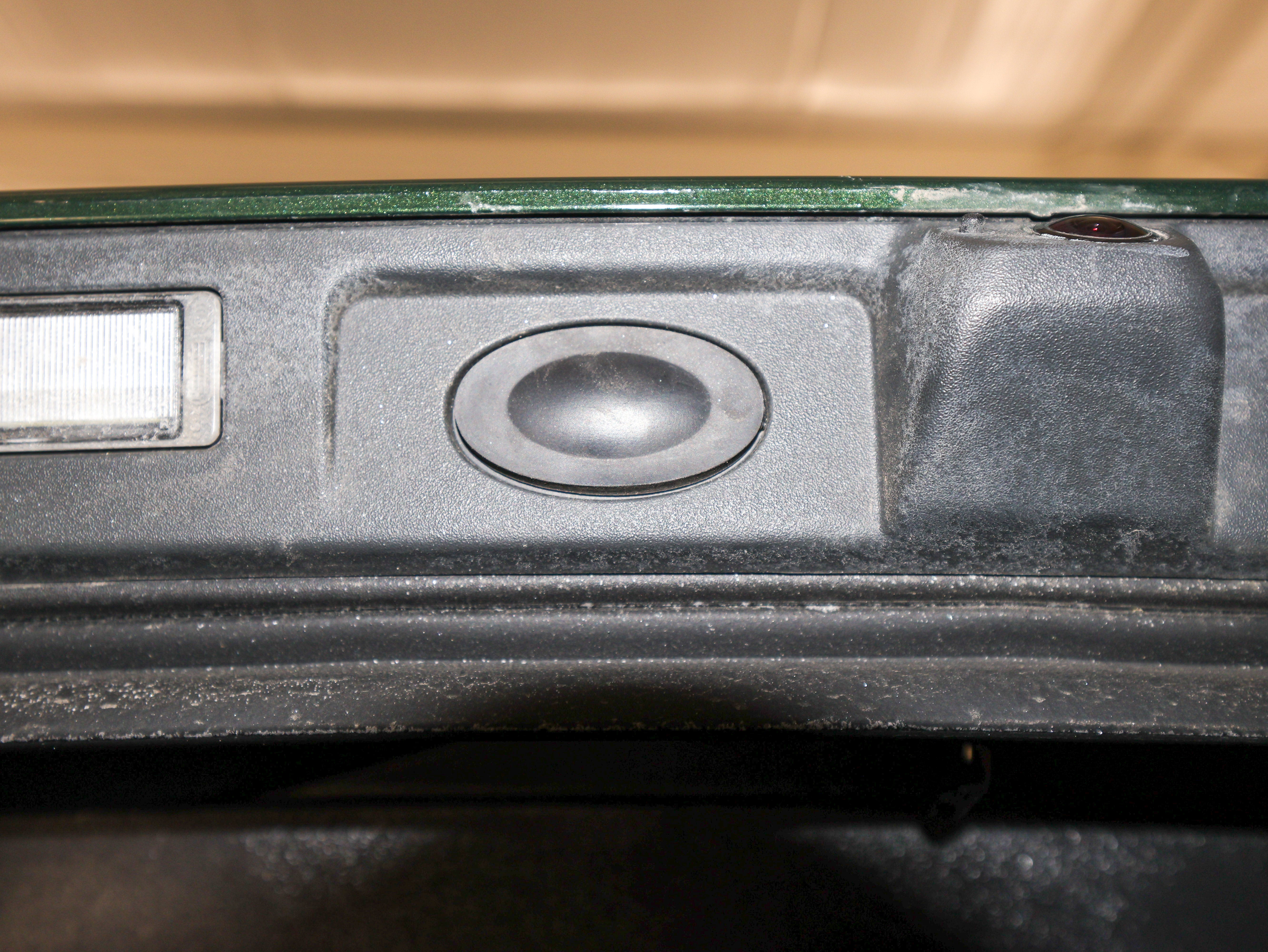 2025 Rivian R1S Adventure