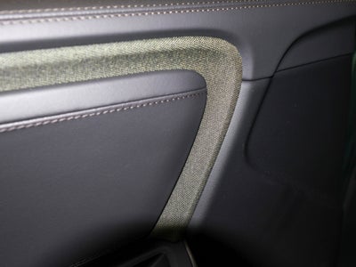 2025 Rivian R1S Adventure