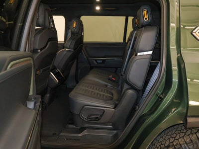 2025 Rivian R1S Adventure