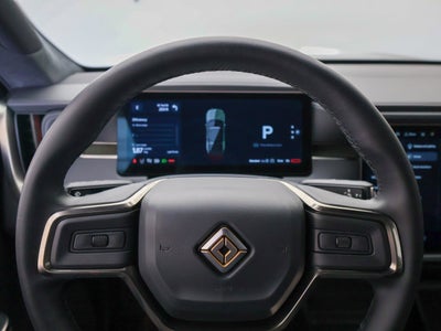 2025 Rivian R1S Adventure