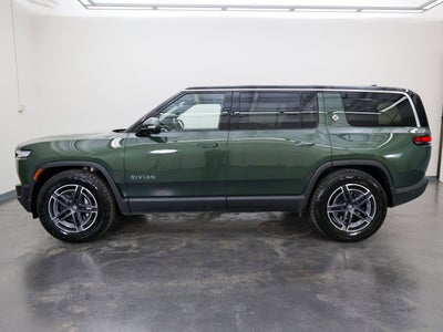 2025 Rivian R1S Adventure
