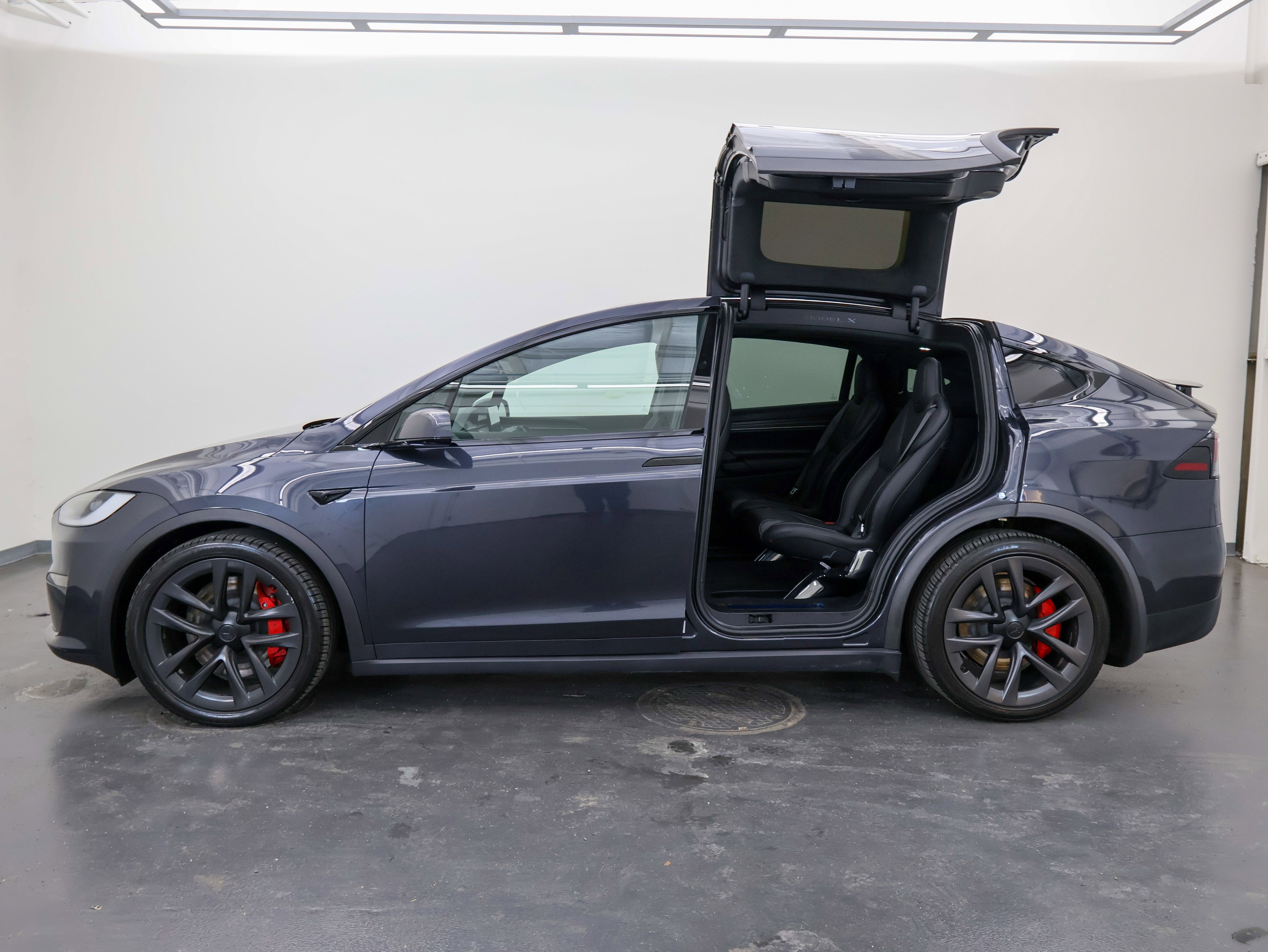 2023 Tesla Model X Plaid