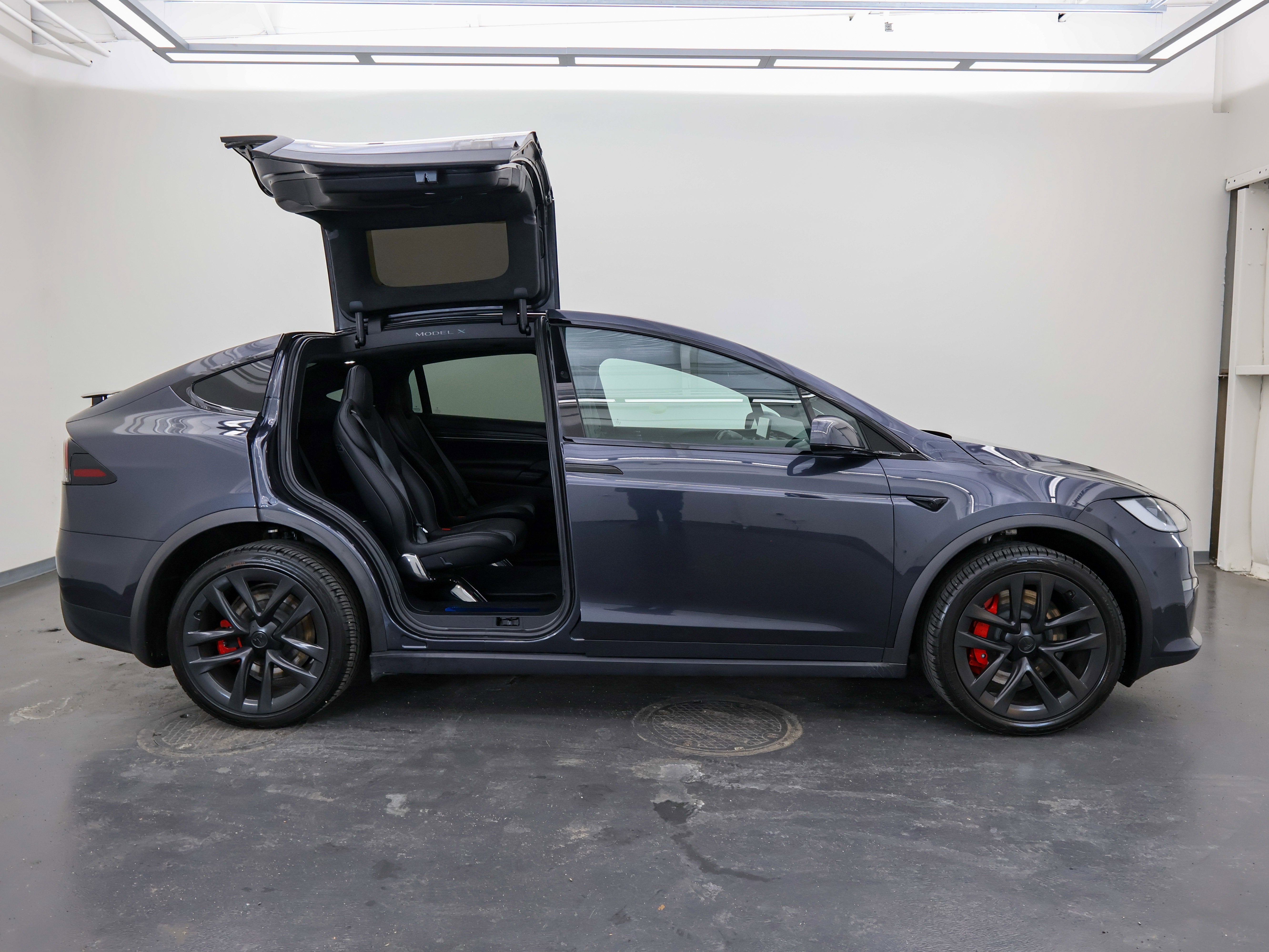 2023 Tesla Model X Plaid