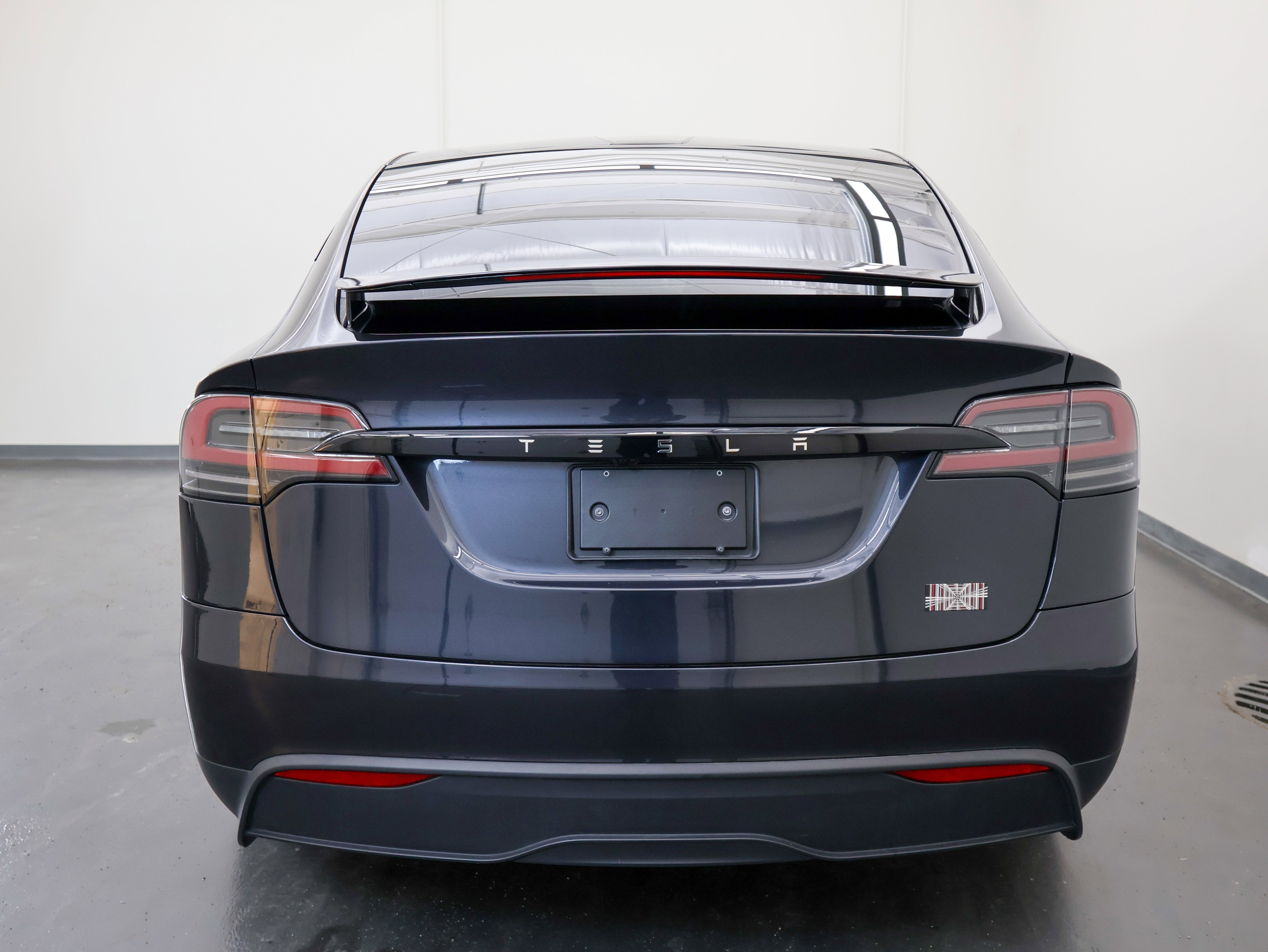 2023 Tesla Model X Plaid