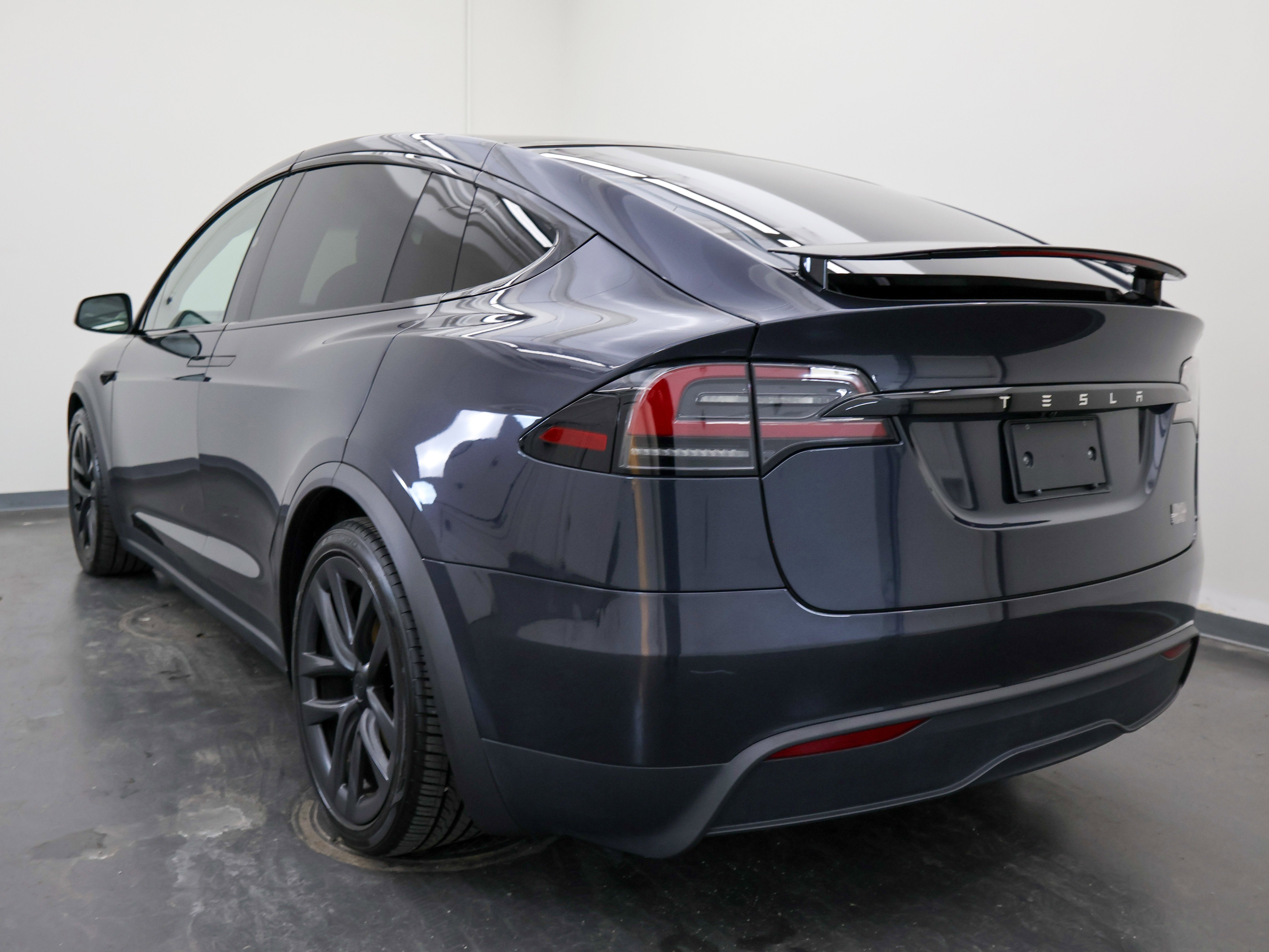 2023 Tesla Model X Plaid