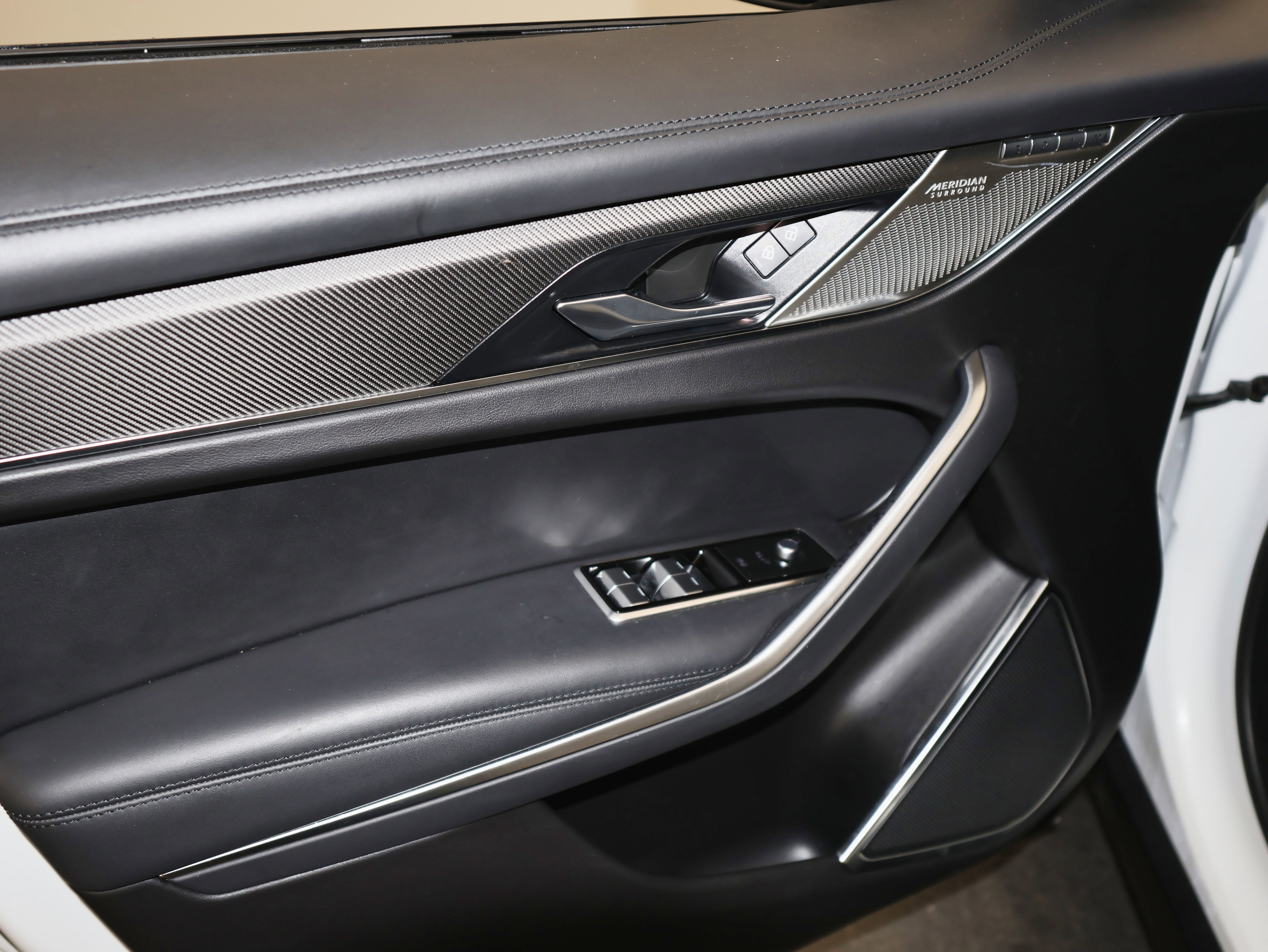 2021 Jaguar F-PACE SVR