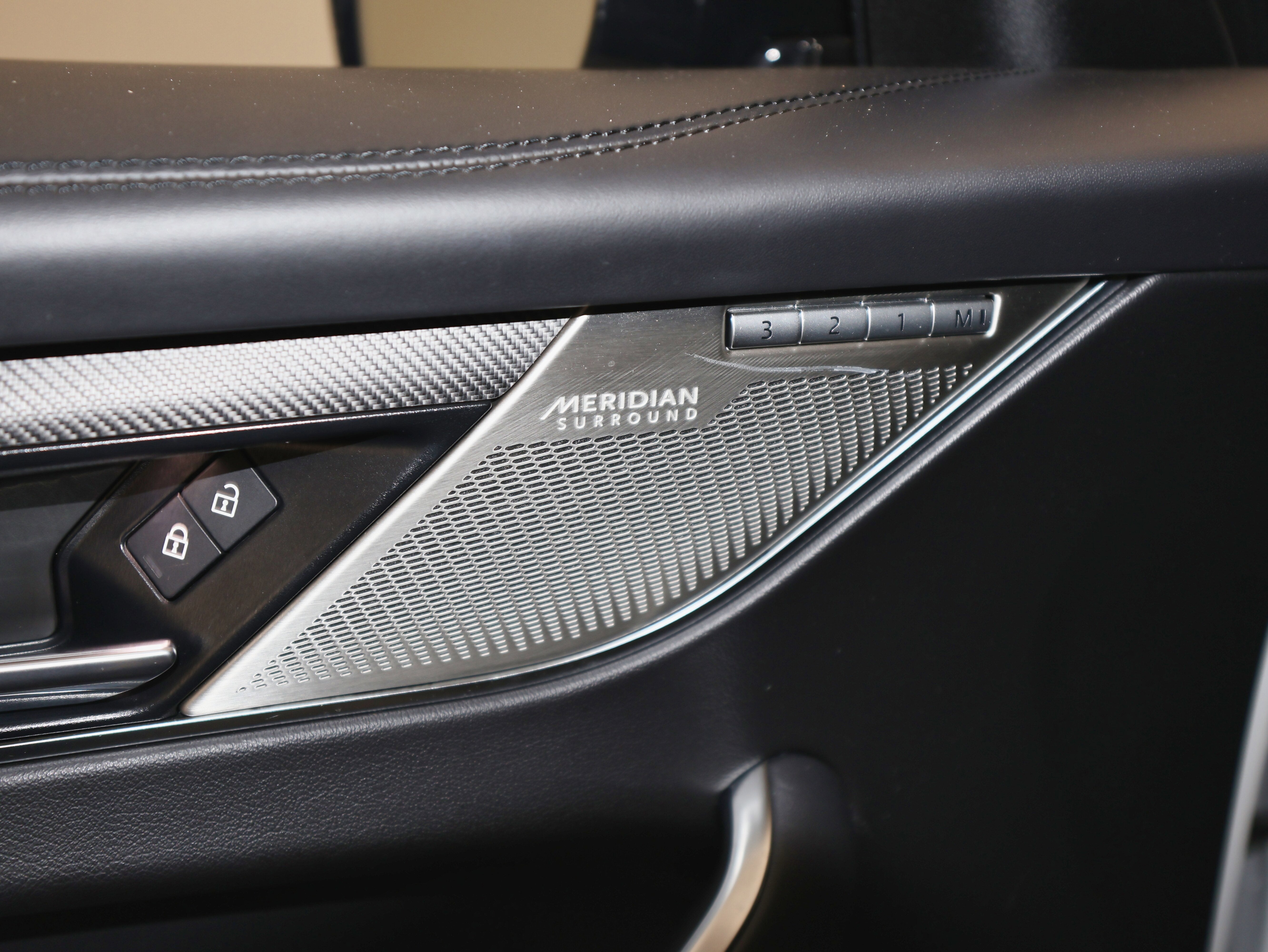 2021 Jaguar F-PACE SVR