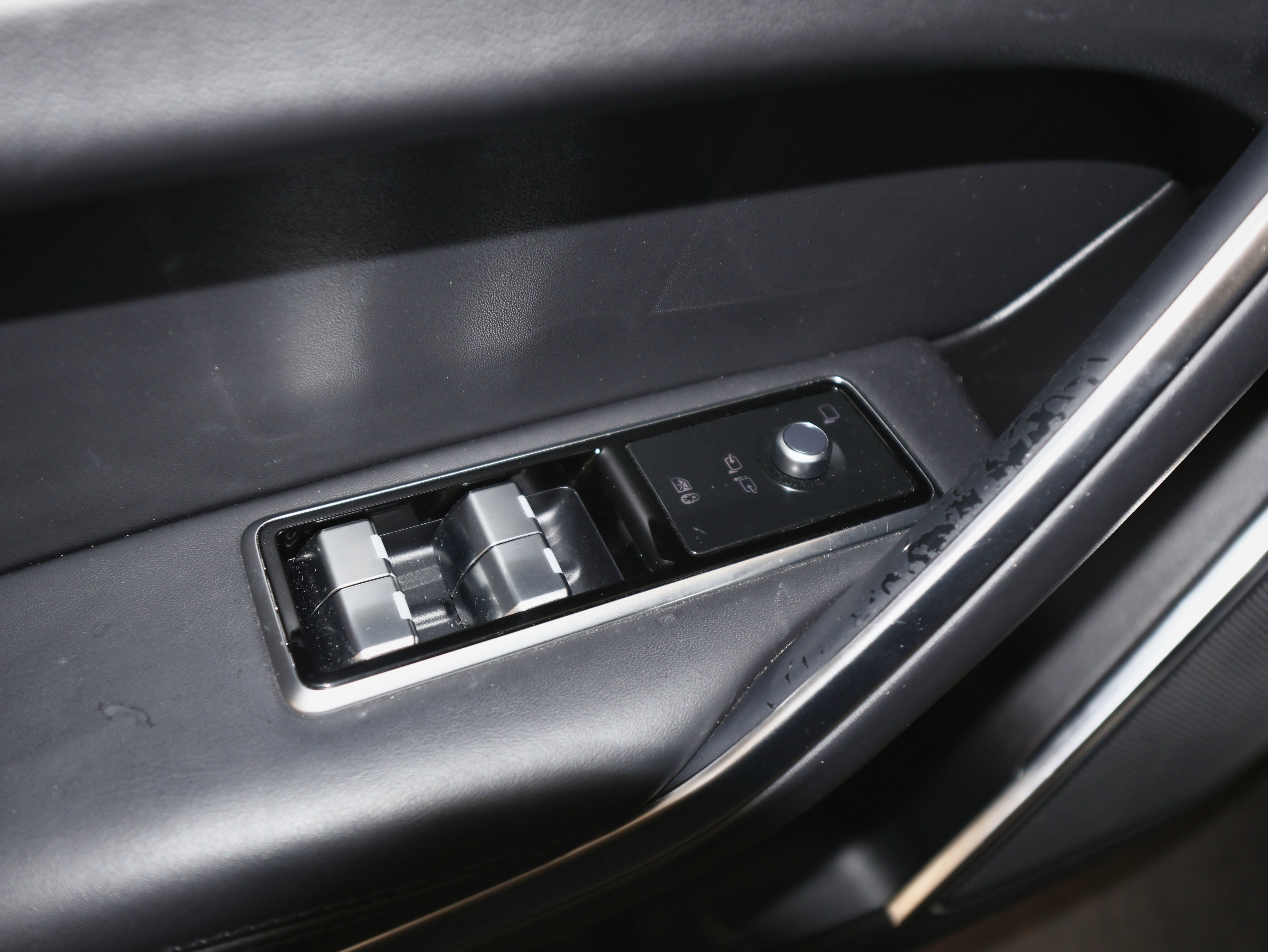 2021 Jaguar F-PACE SVR