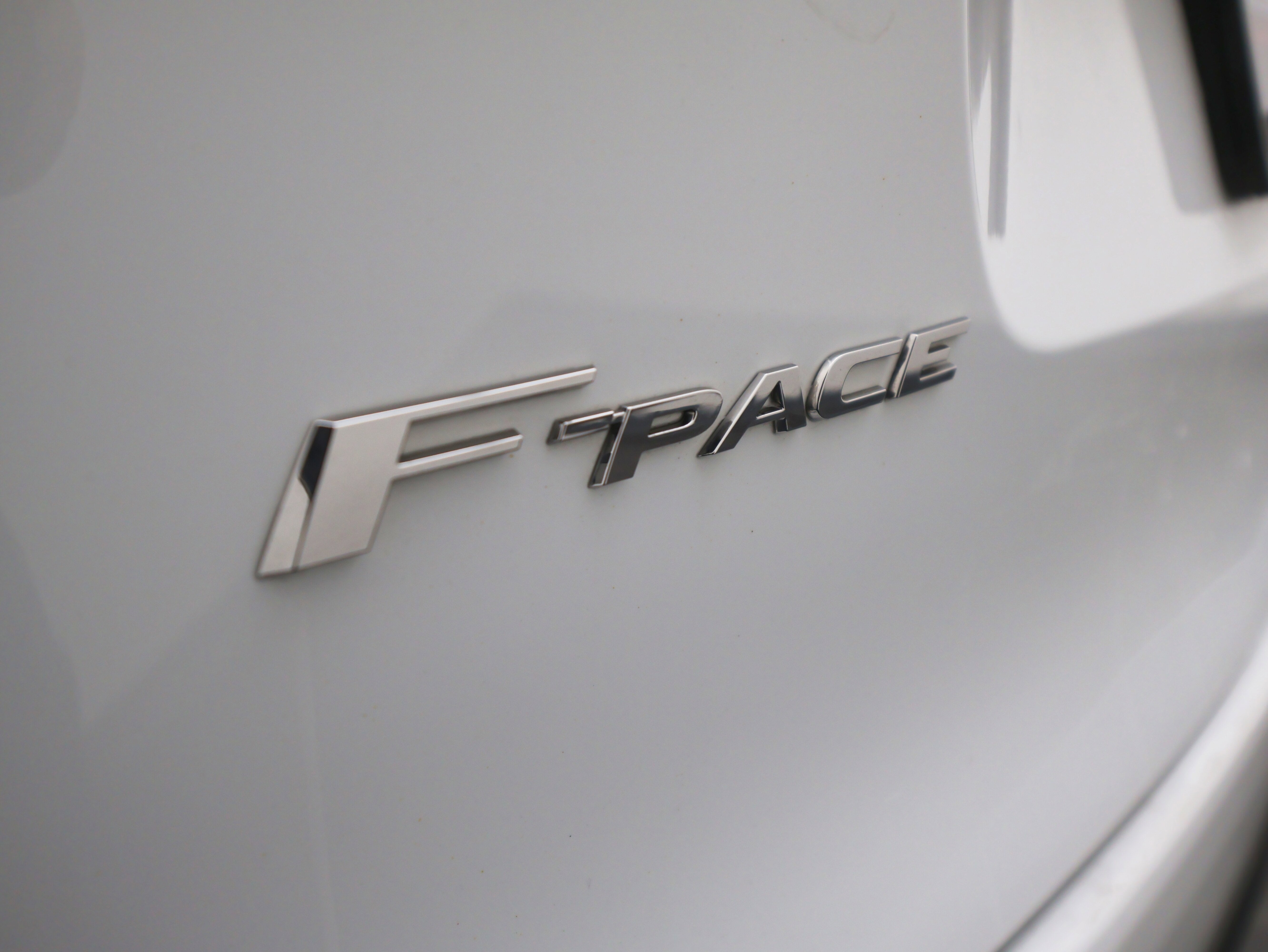 2021 Jaguar F-PACE SVR