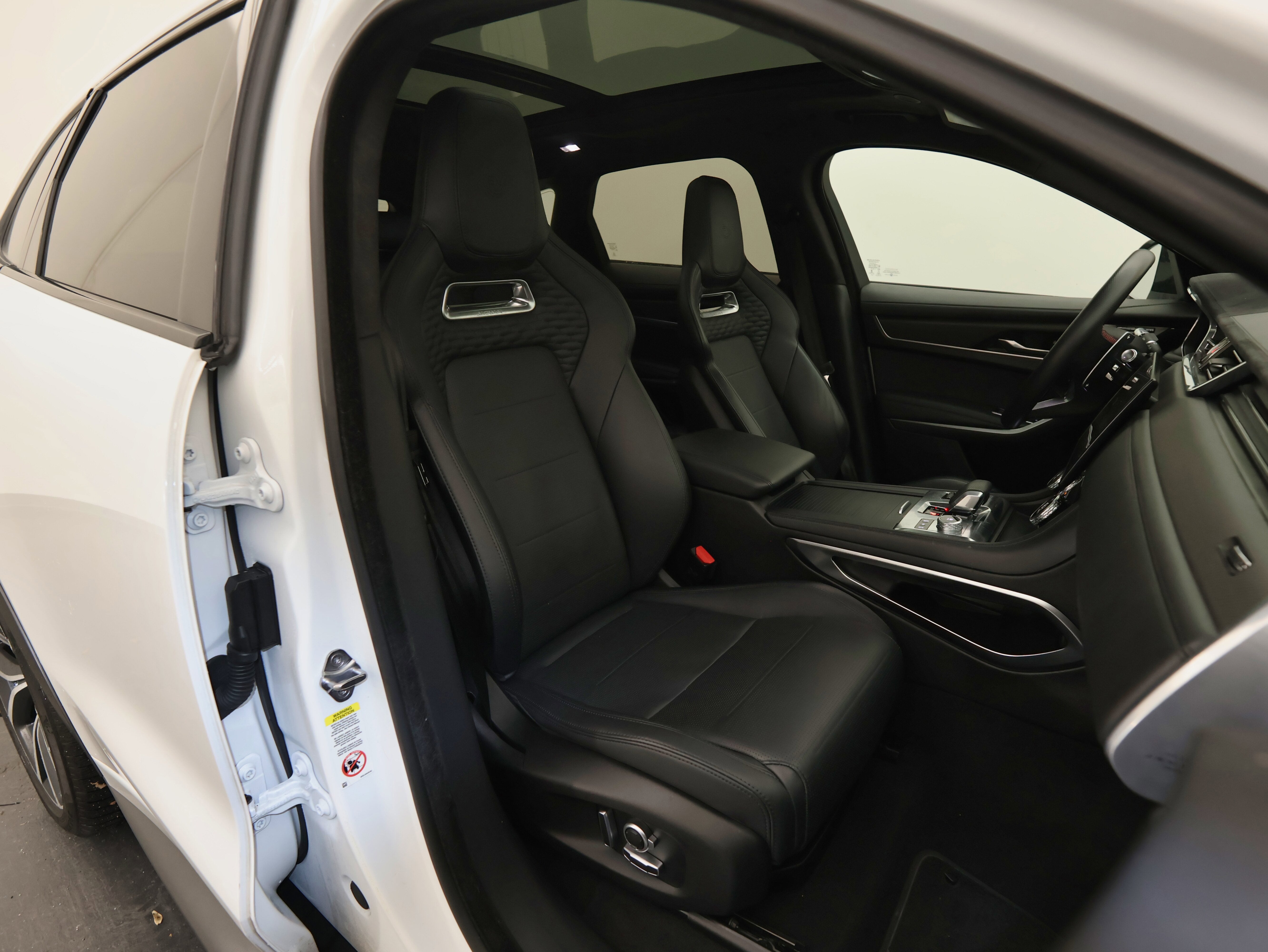 2021 Jaguar F-PACE SVR