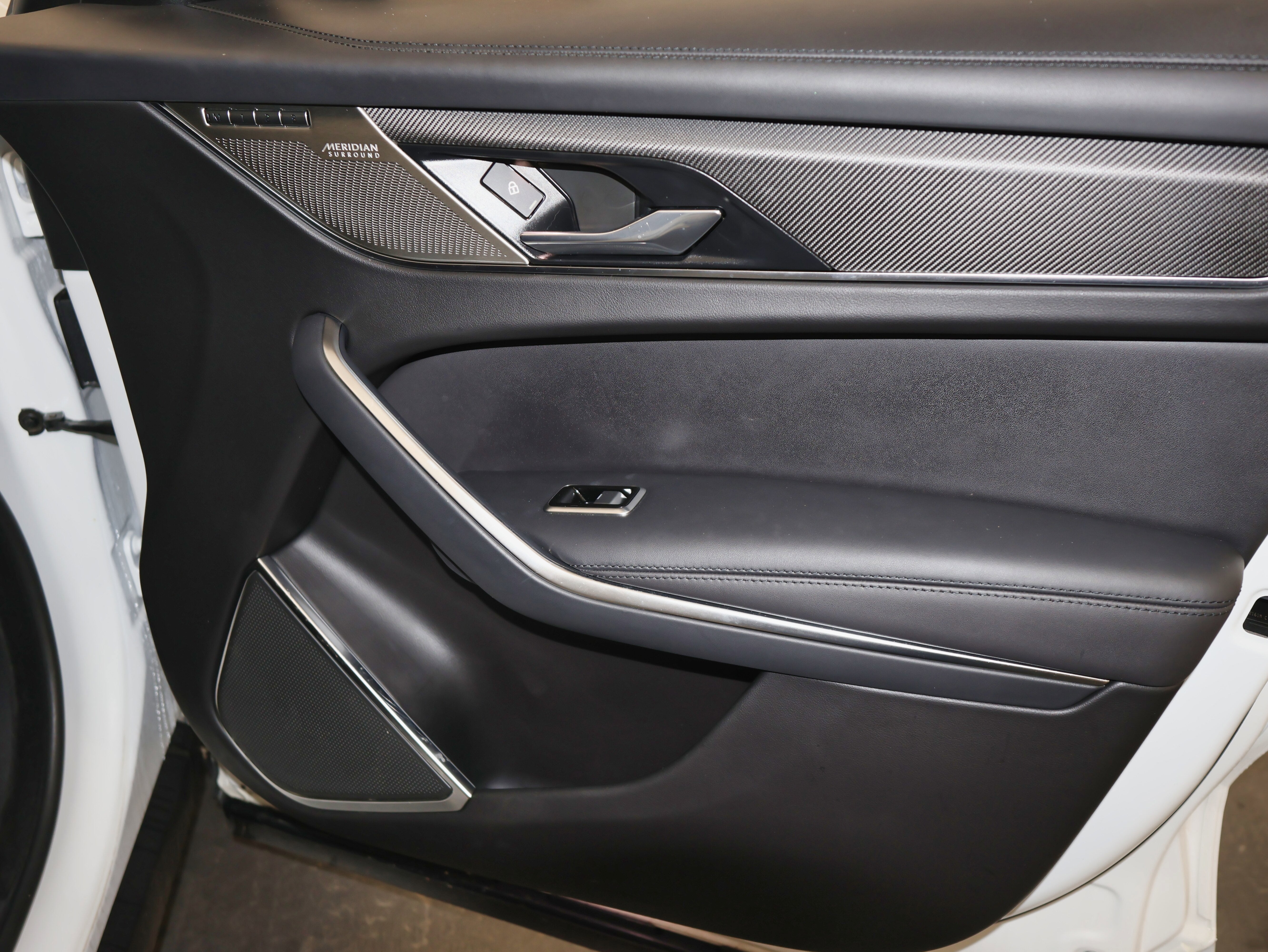 2021 Jaguar F-PACE SVR