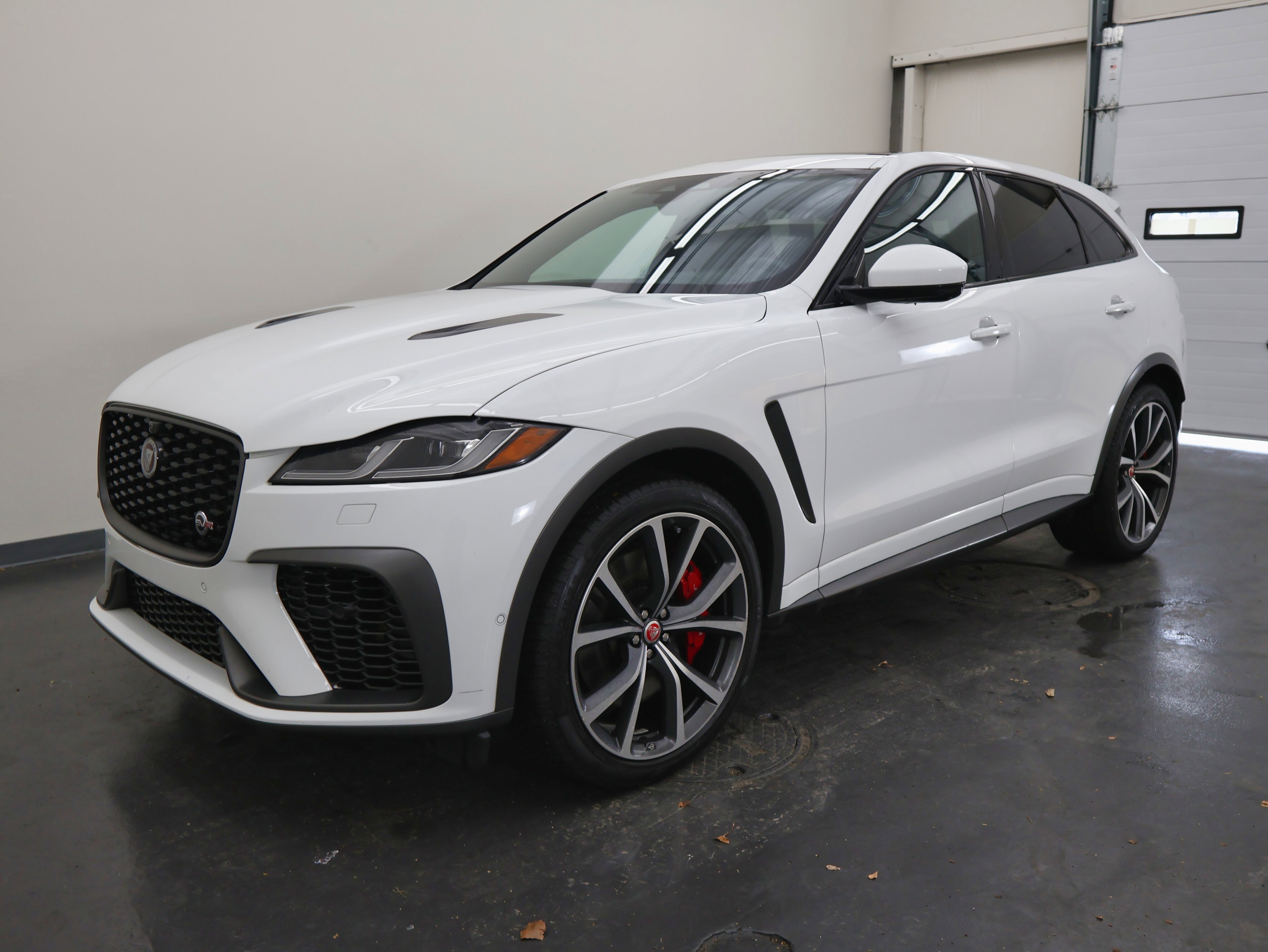 2021 Jaguar F-PACE SVR