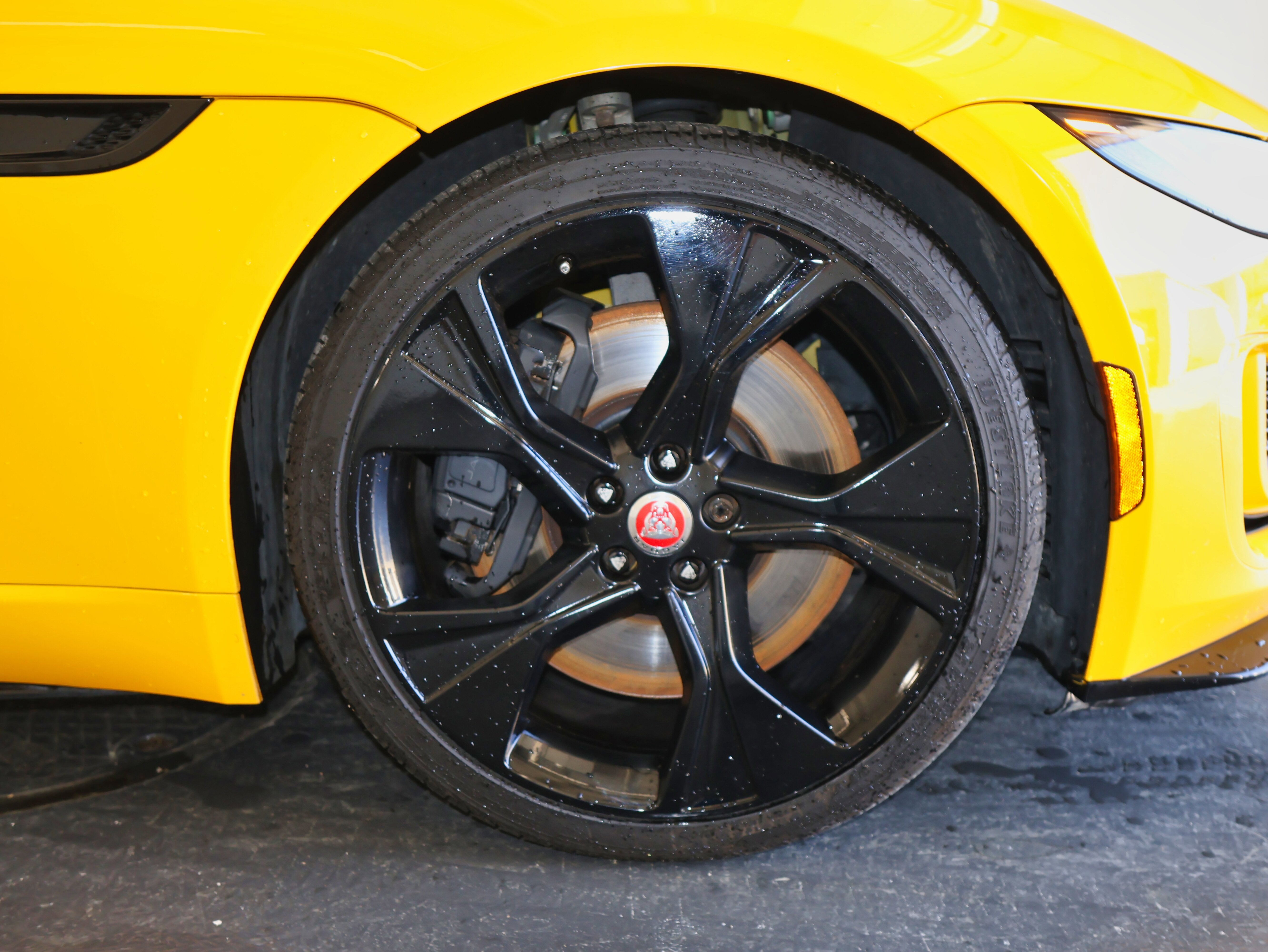 2021 Jaguar F-TYPE R-Dynamic