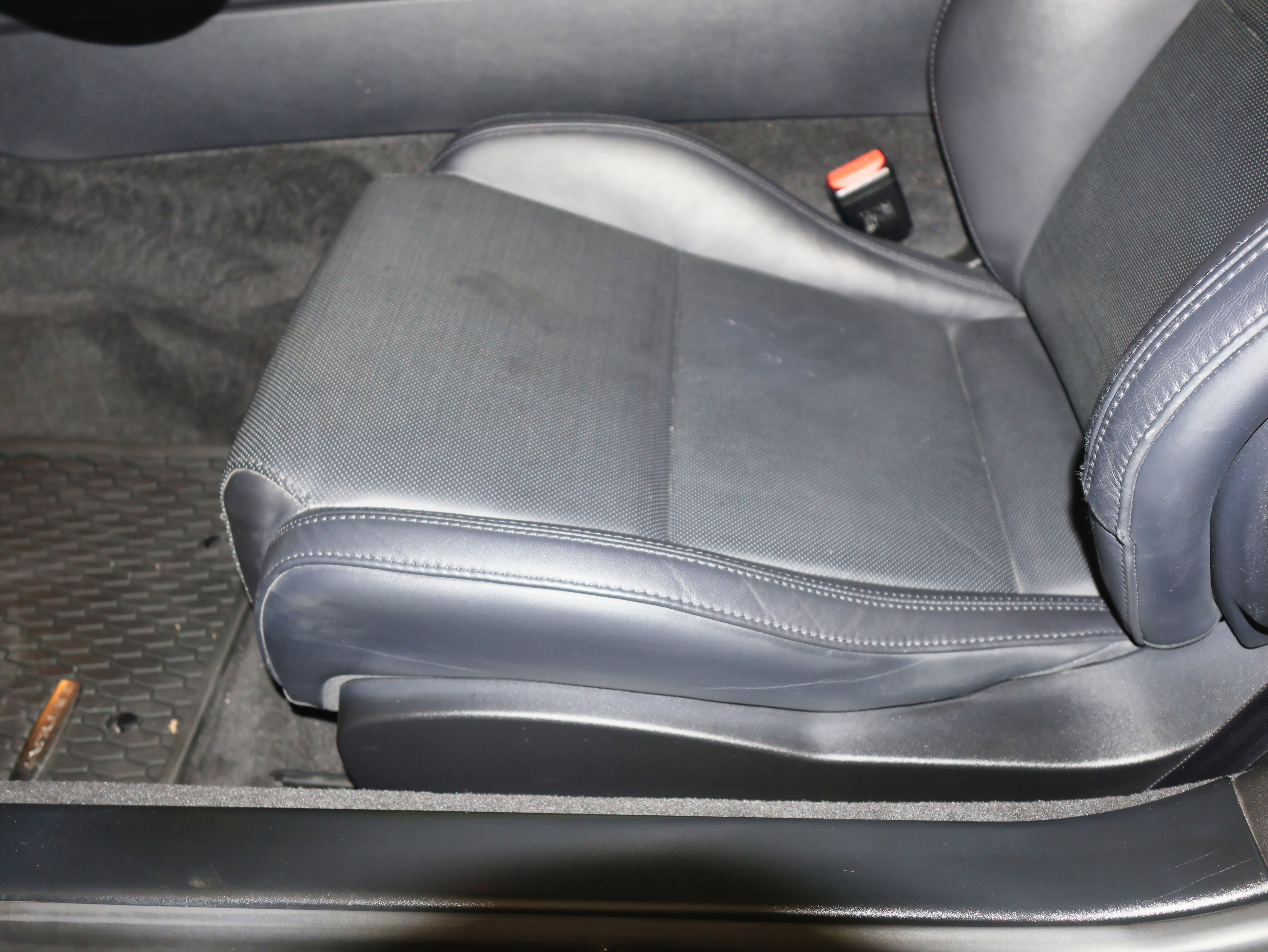 2021 Jaguar F-TYPE R-Dynamic