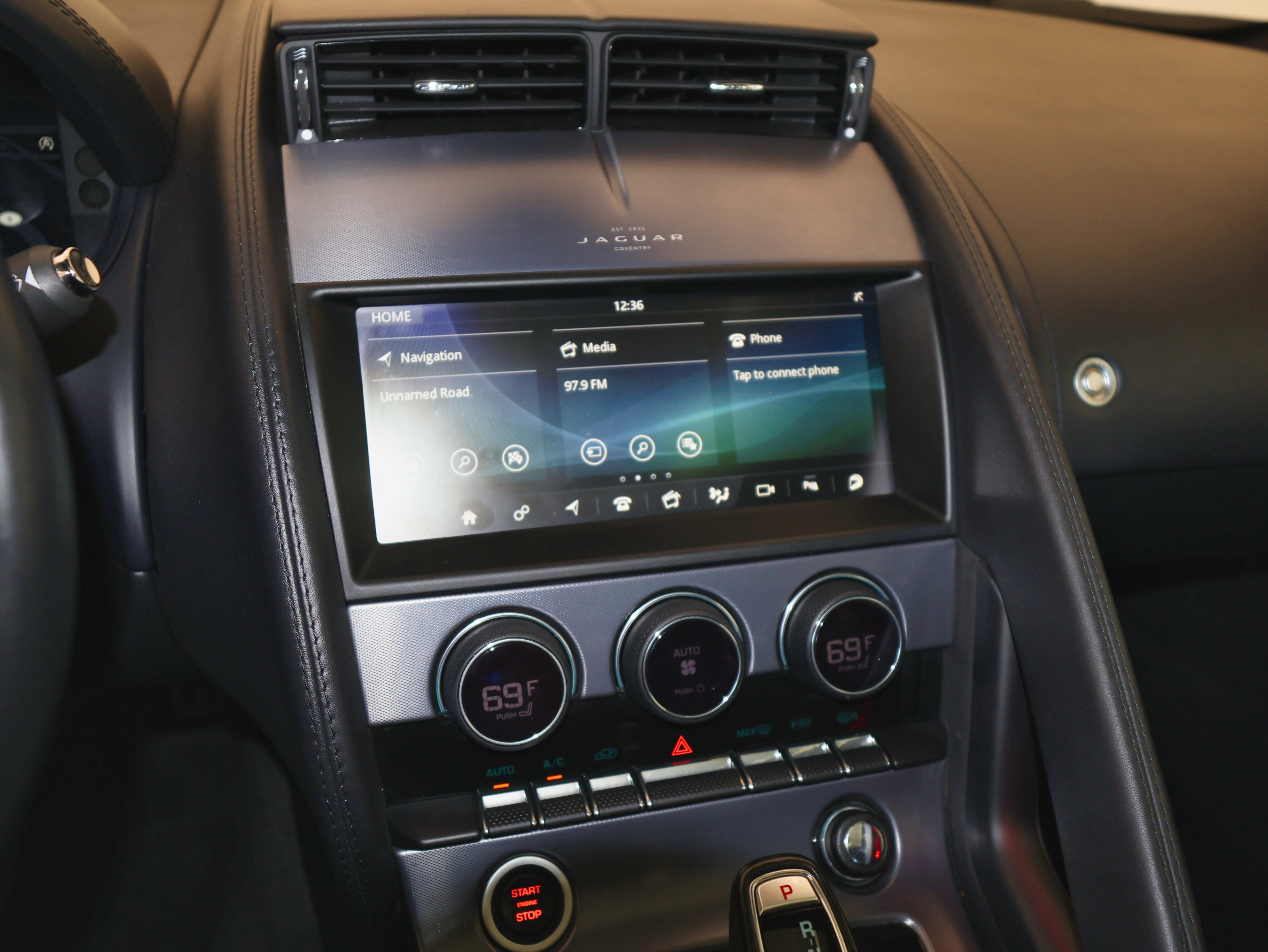 2021 Jaguar F-TYPE R-Dynamic