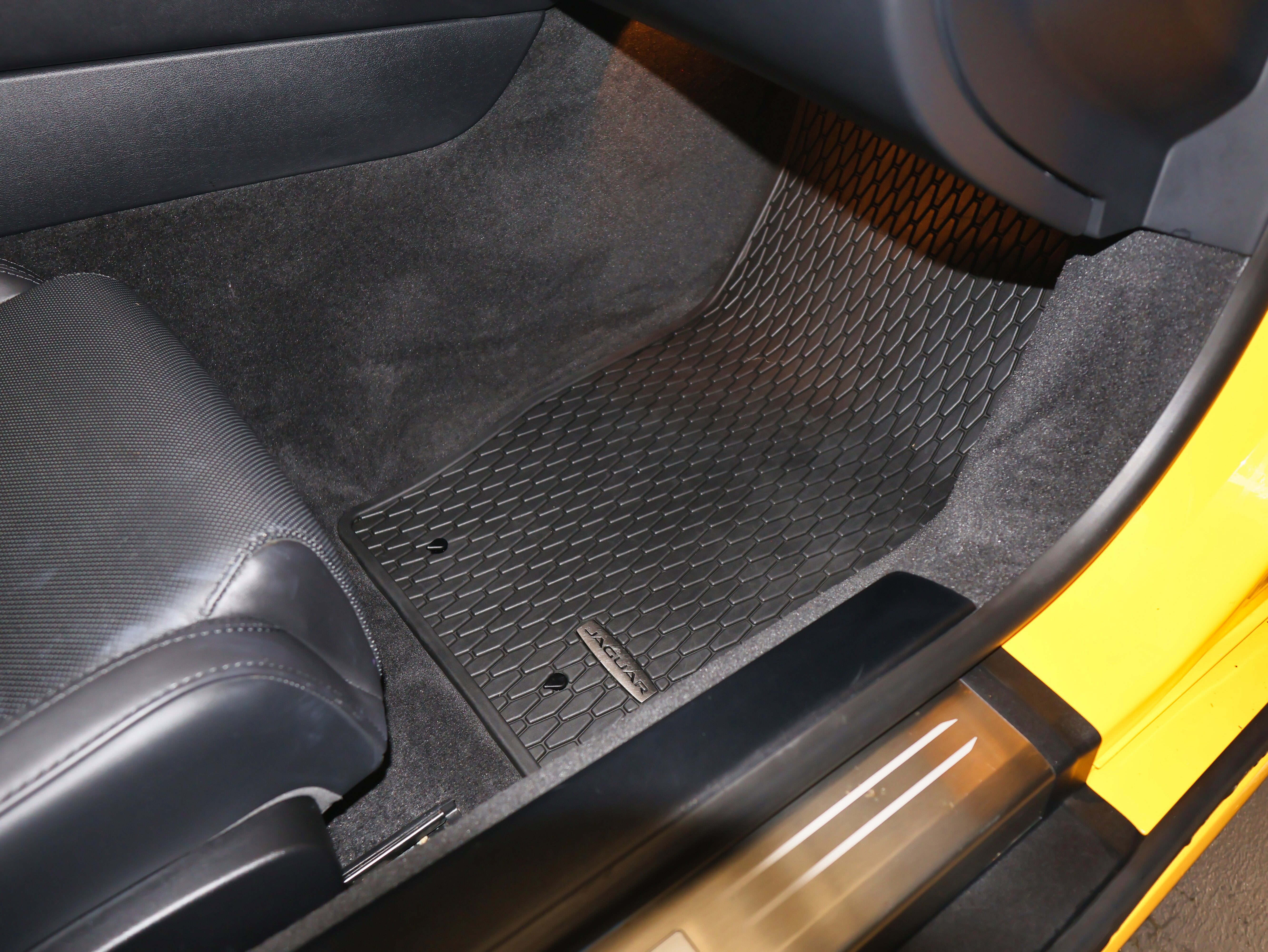 2021 Jaguar F-TYPE R-Dynamic