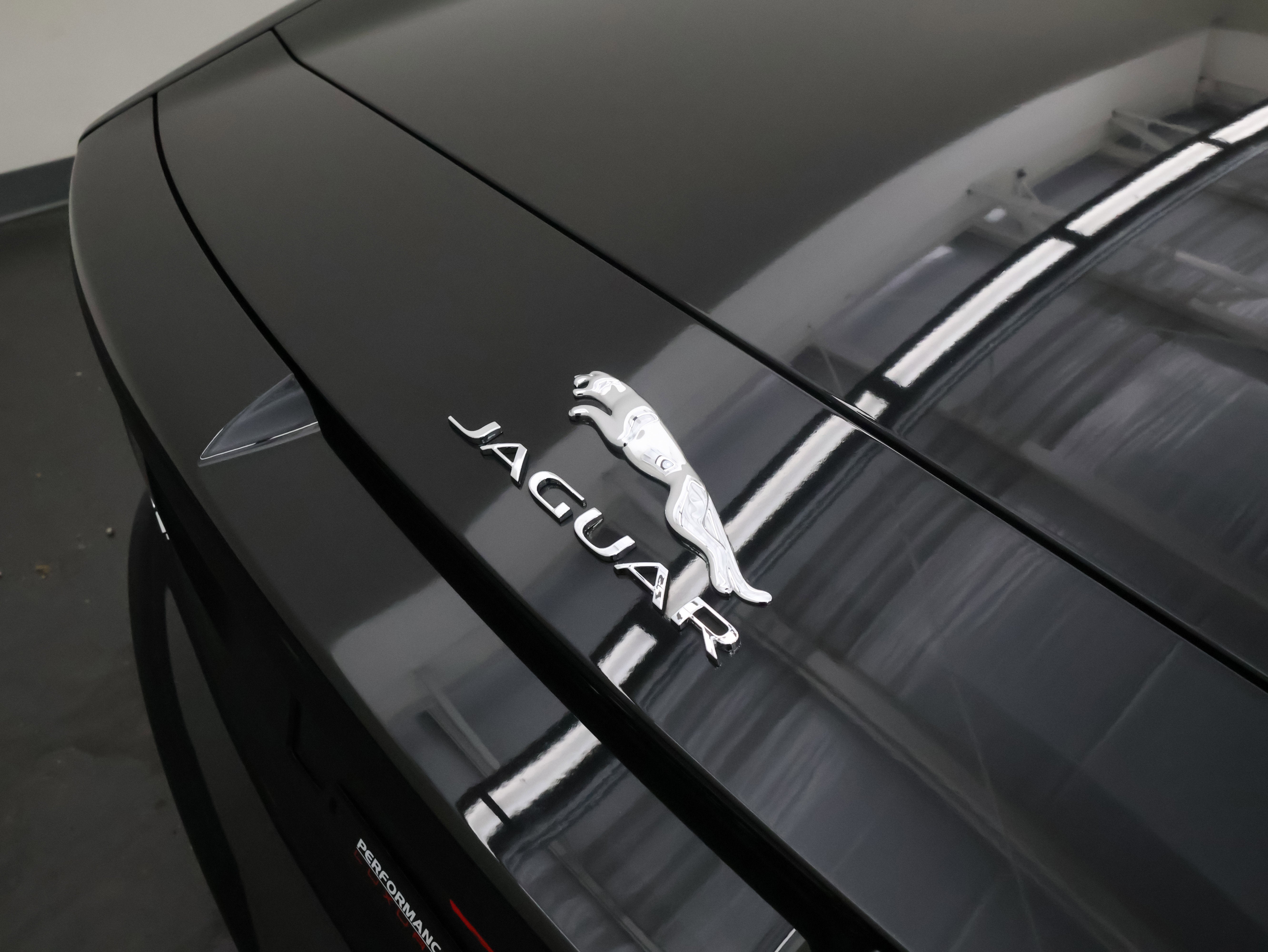 2018 Jaguar F-TYPE 400 Sport