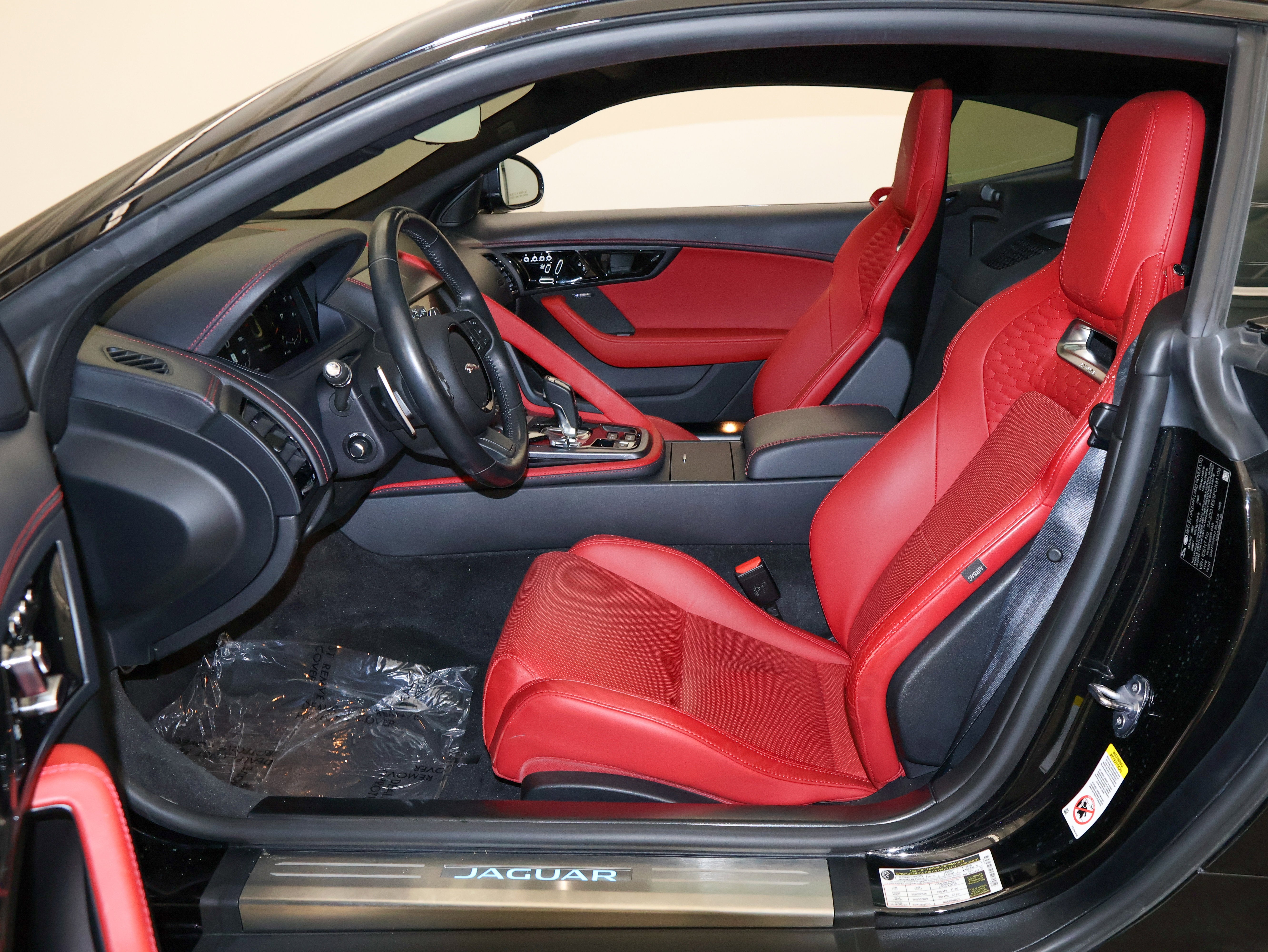 2023 Jaguar F-TYPE P450