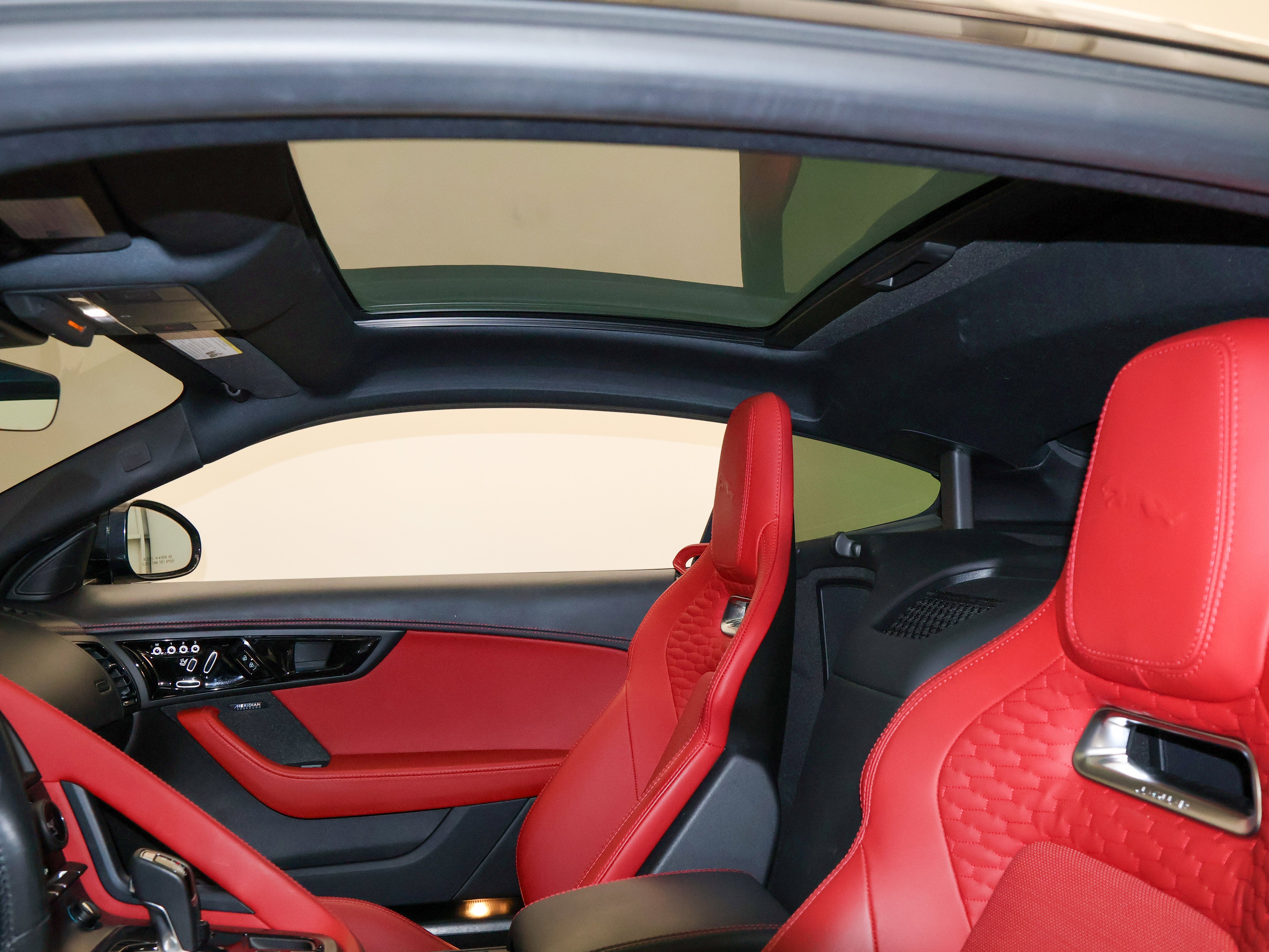 2023 Jaguar F-TYPE P450