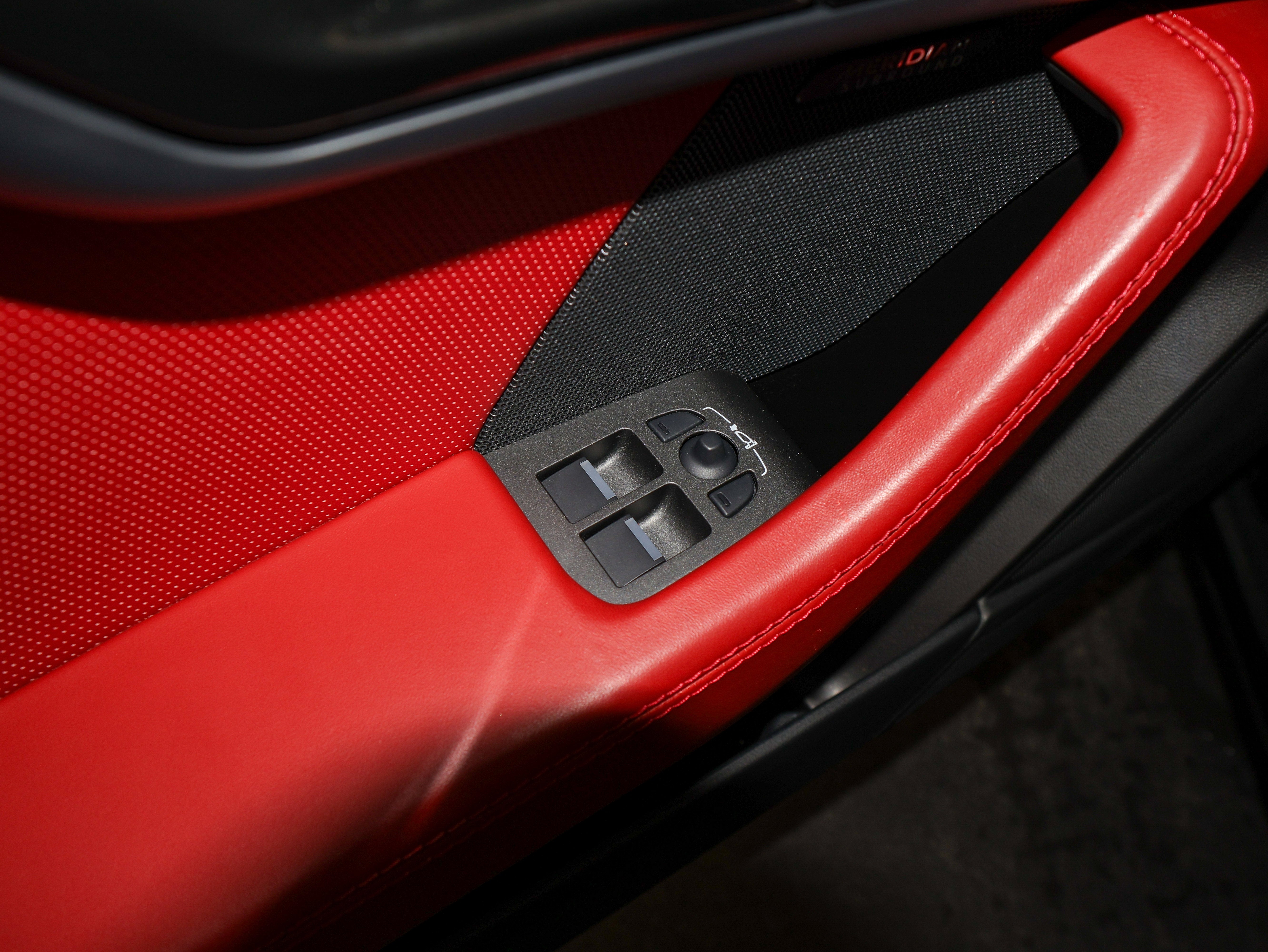 2023 Jaguar F-TYPE P450