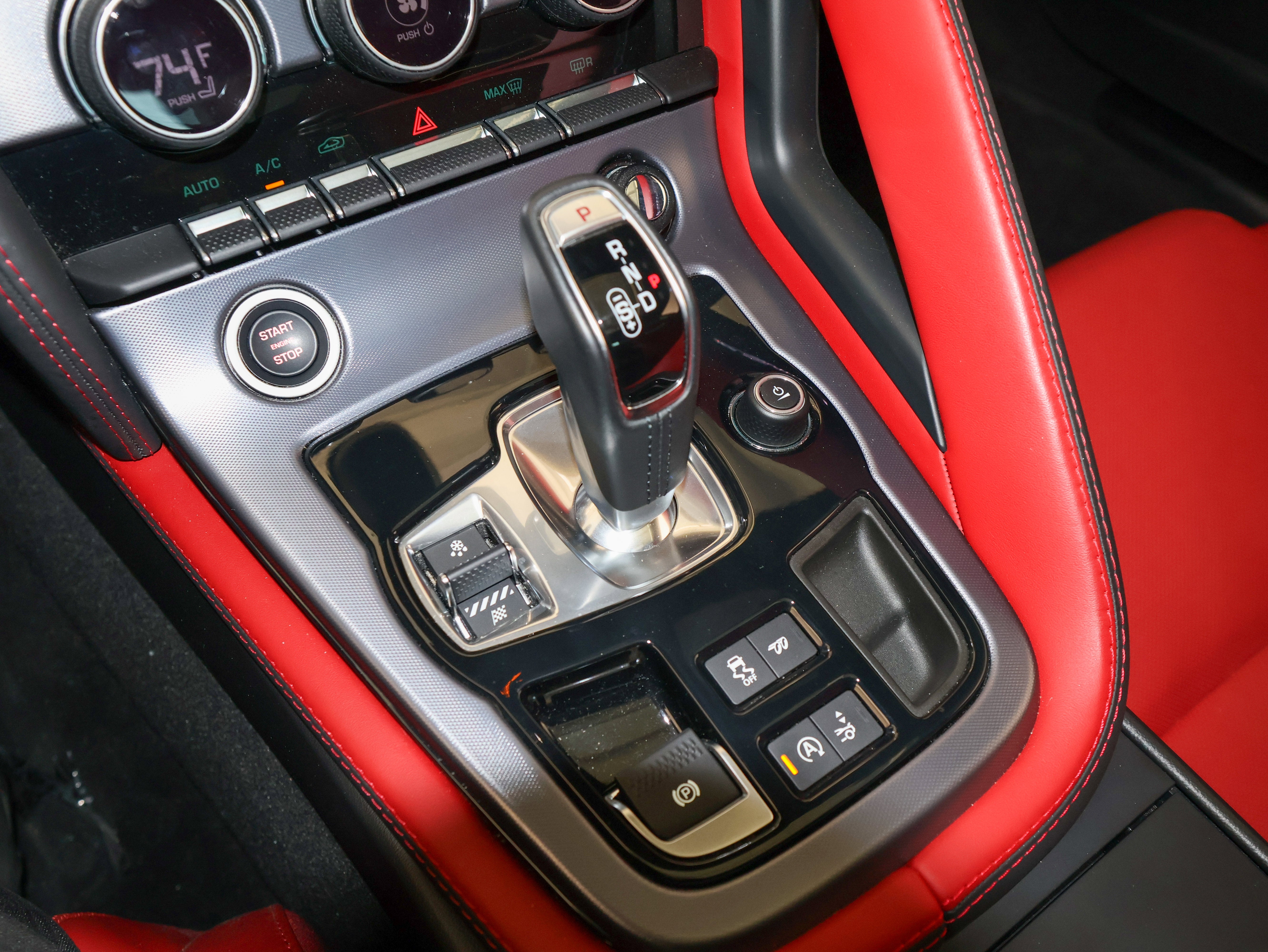 2023 Jaguar F-TYPE P450