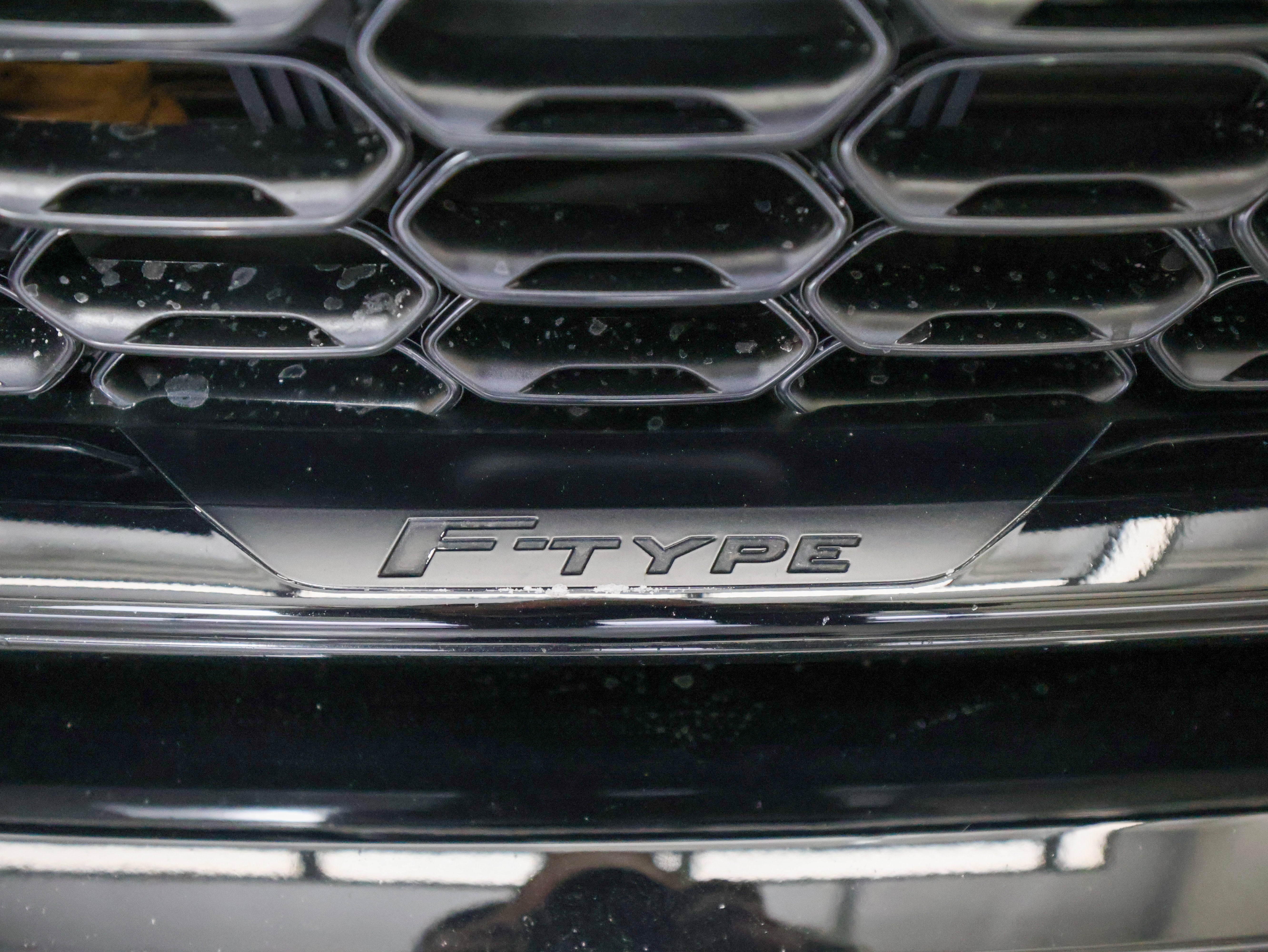 2023 Jaguar F-TYPE P450