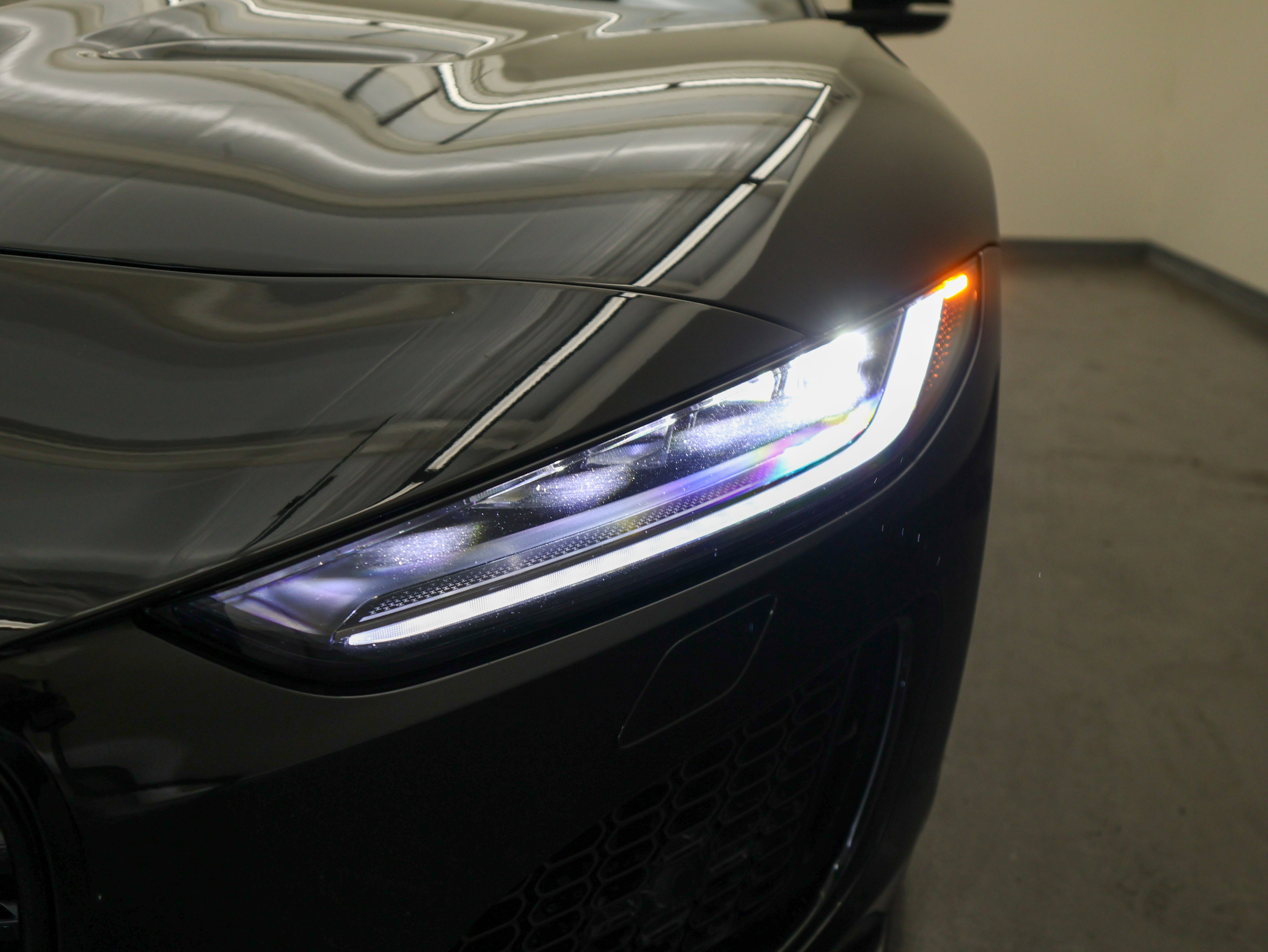 2023 Jaguar F-TYPE P450