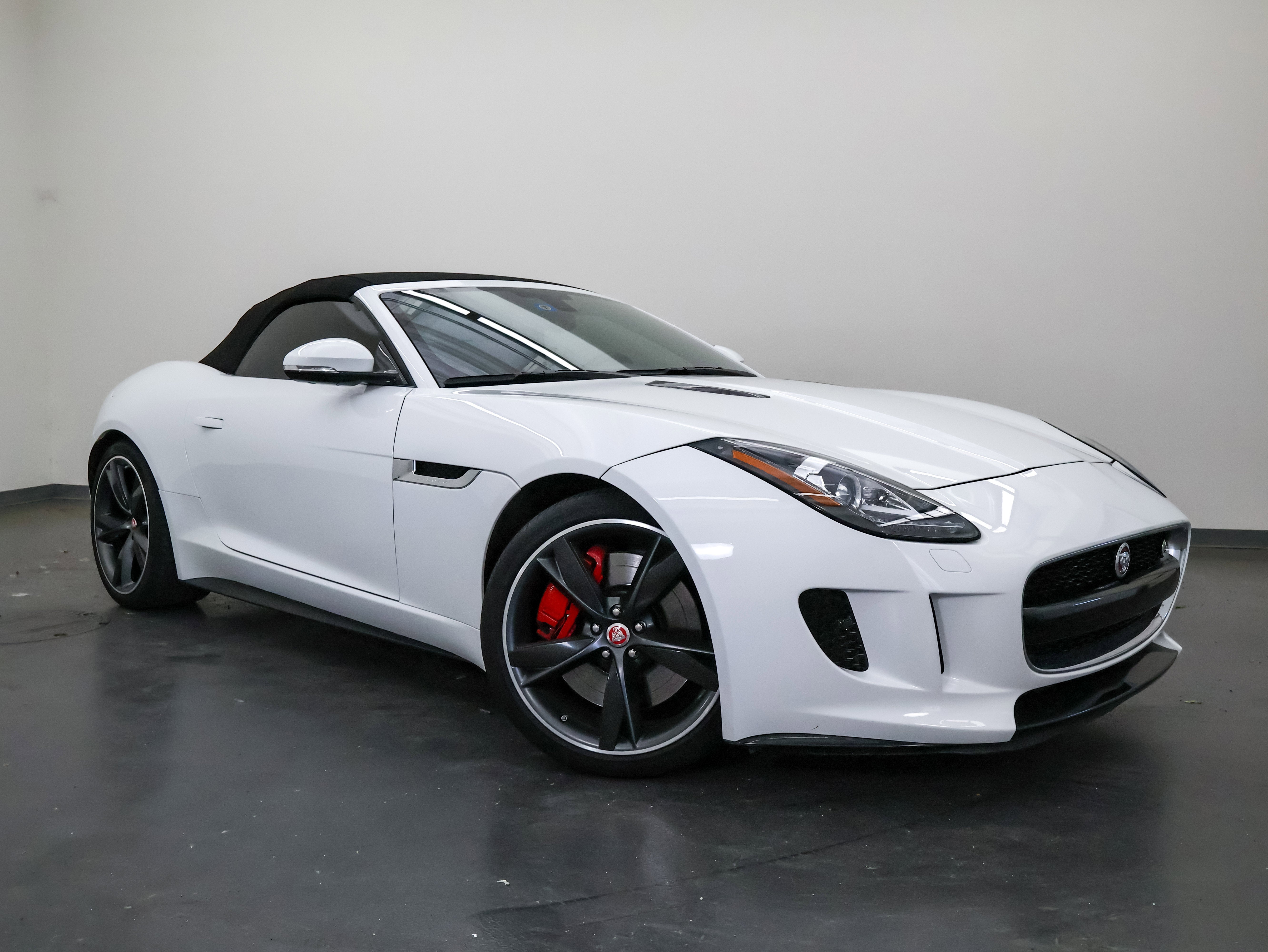 2015 Jaguar F-TYPE V8 S