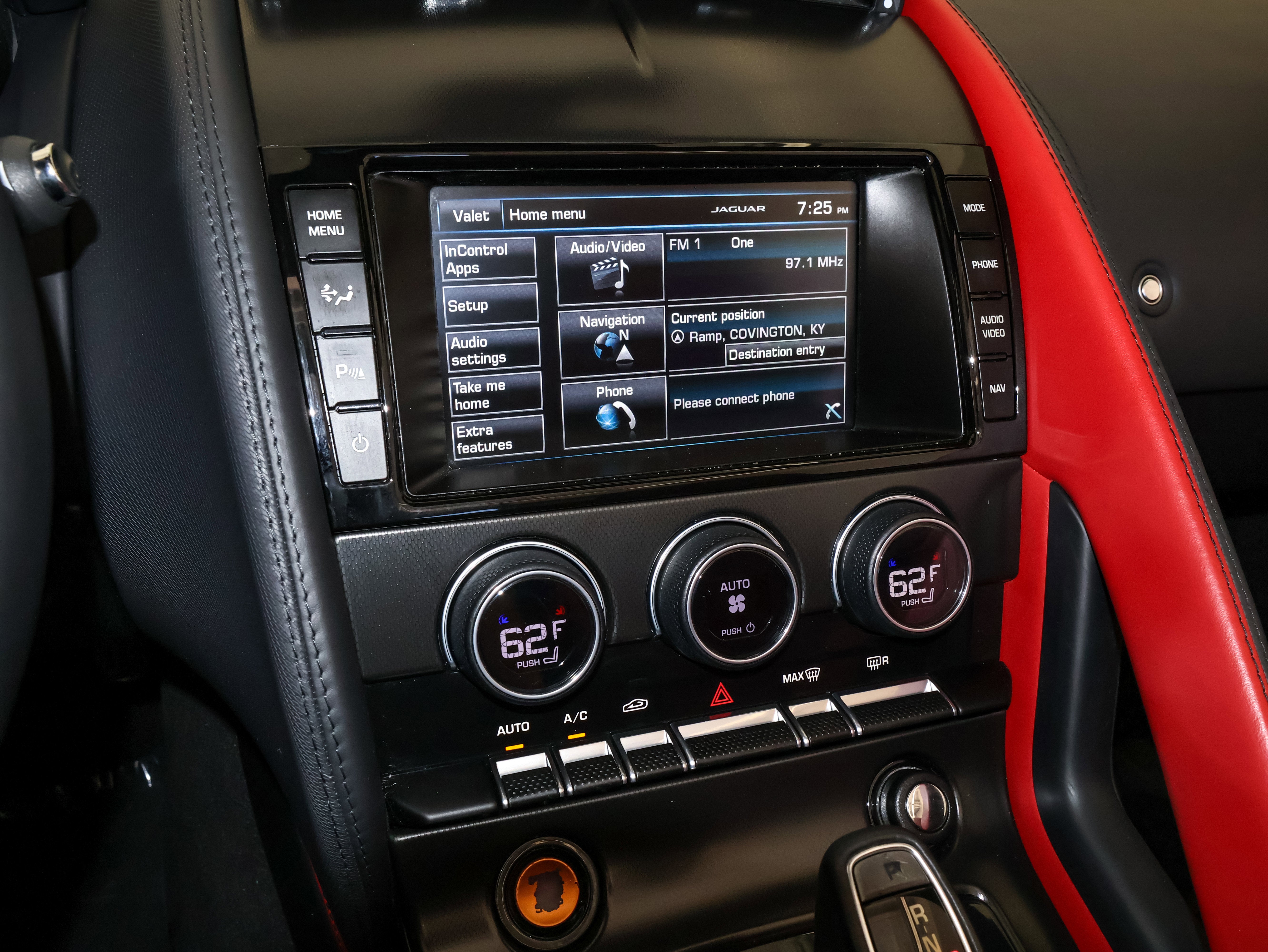 2015 Jaguar F-TYPE V8 S