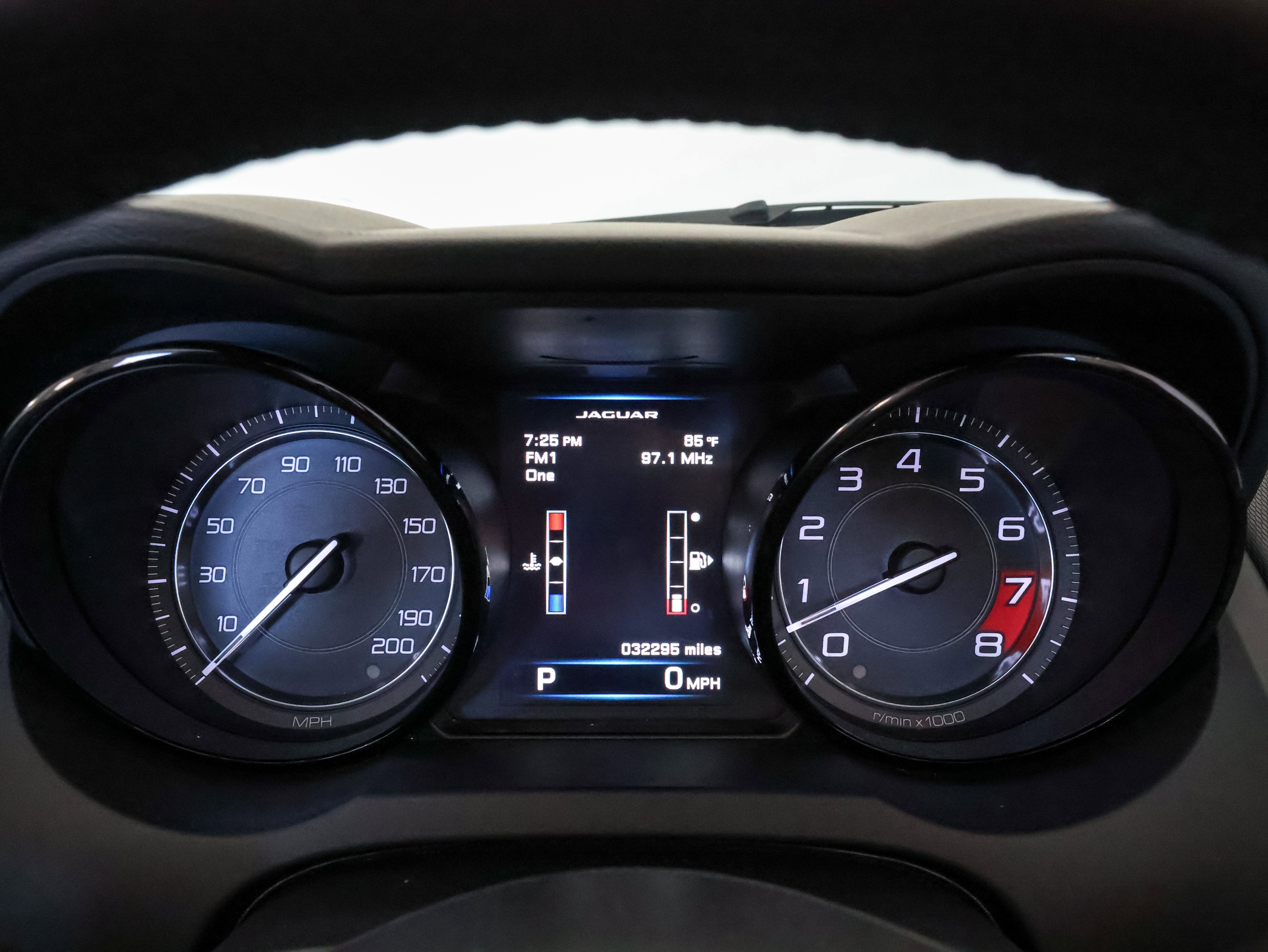 2015 Jaguar F-TYPE V8 S