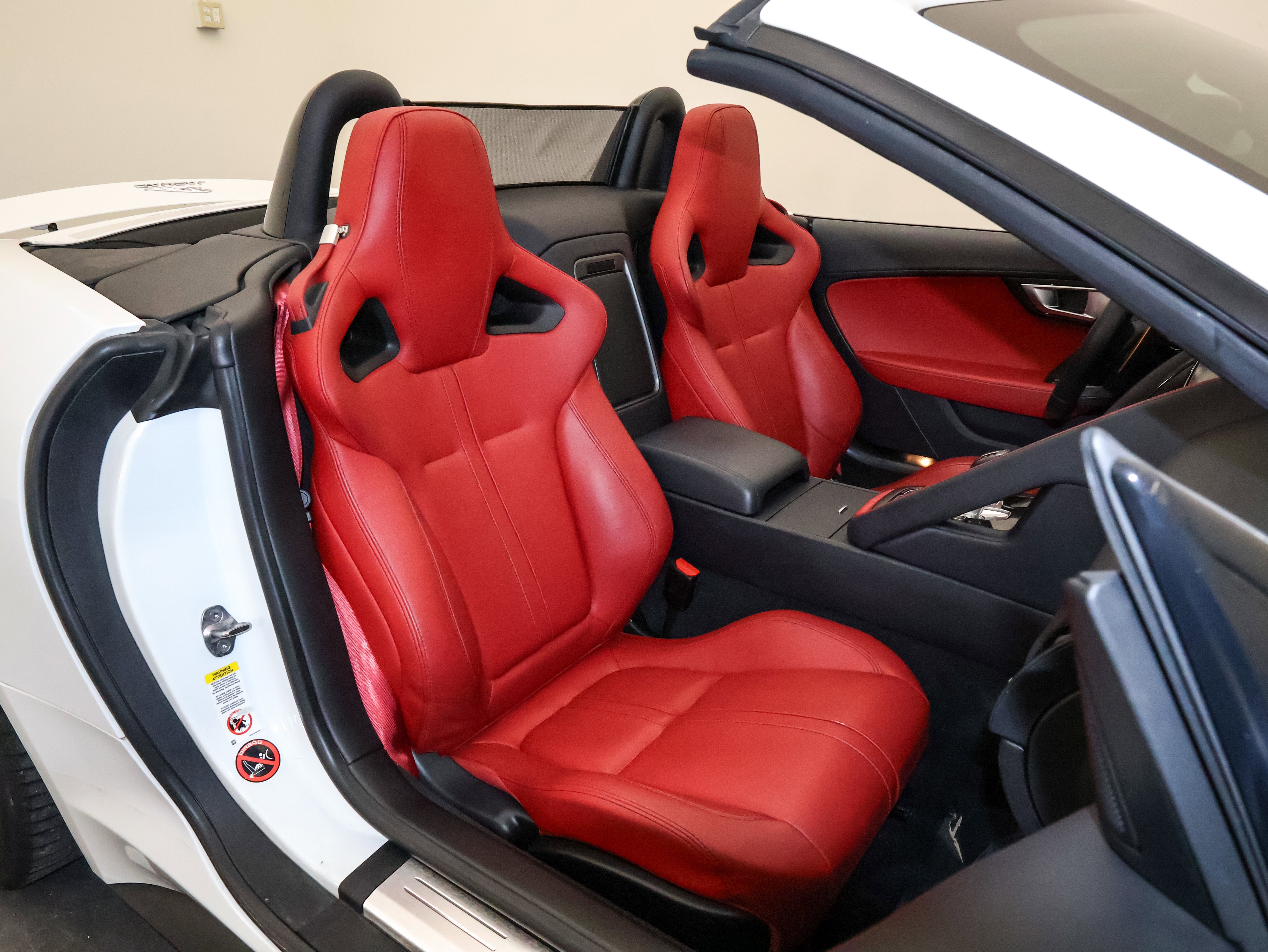 2015 Jaguar F-TYPE V8 S