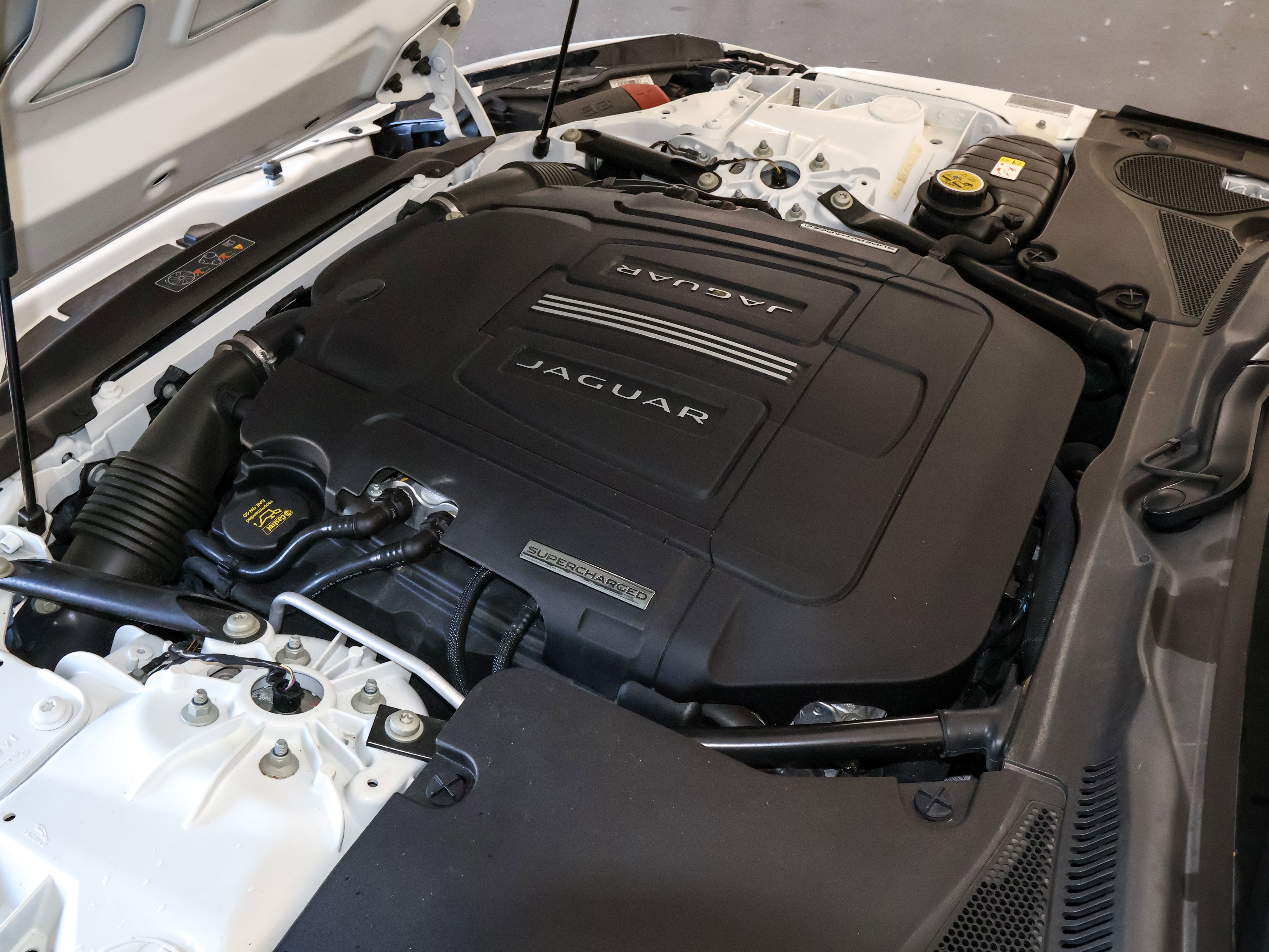 2015 Jaguar F-TYPE V8 S