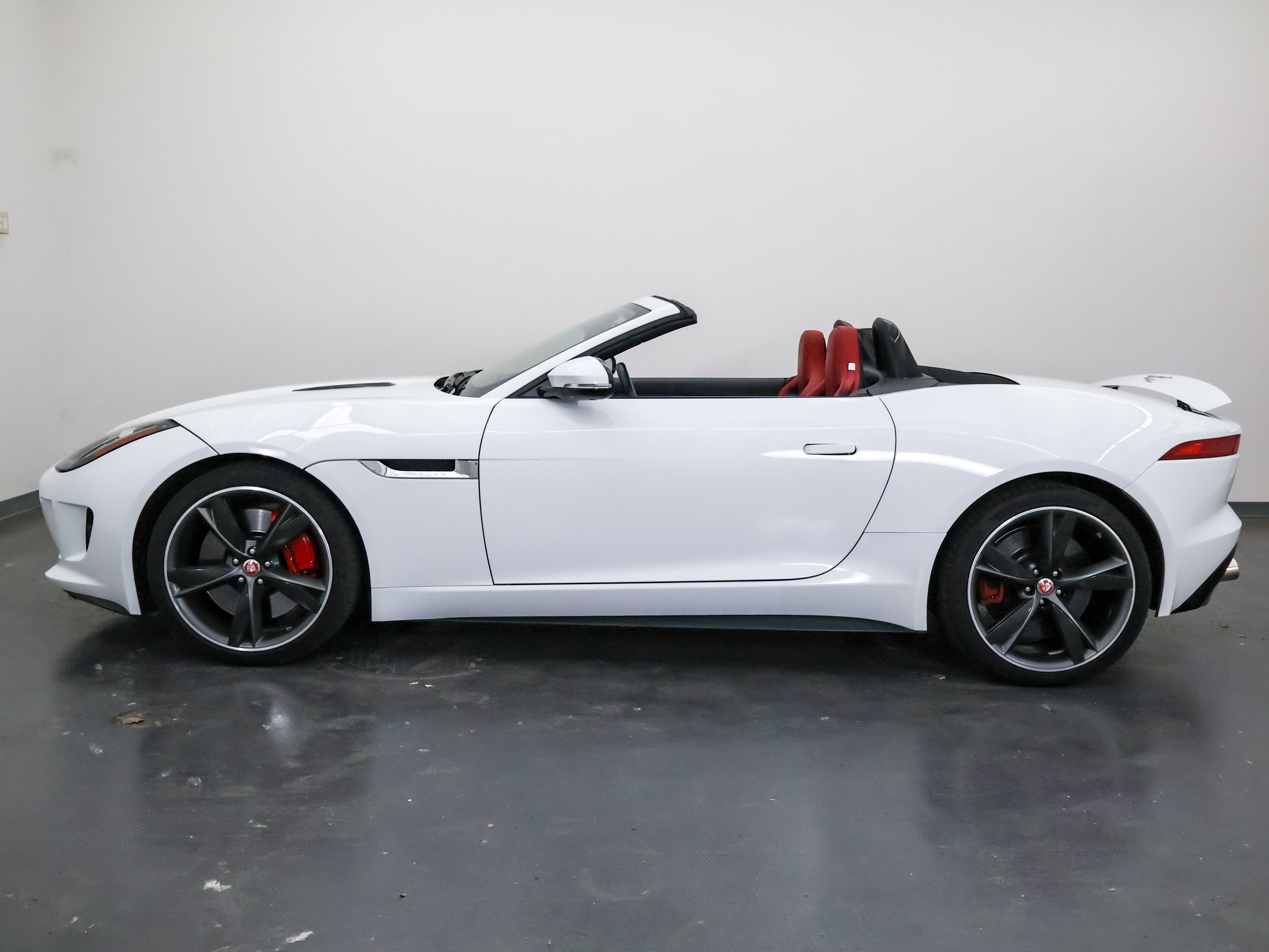 2015 Jaguar F-TYPE V8 S