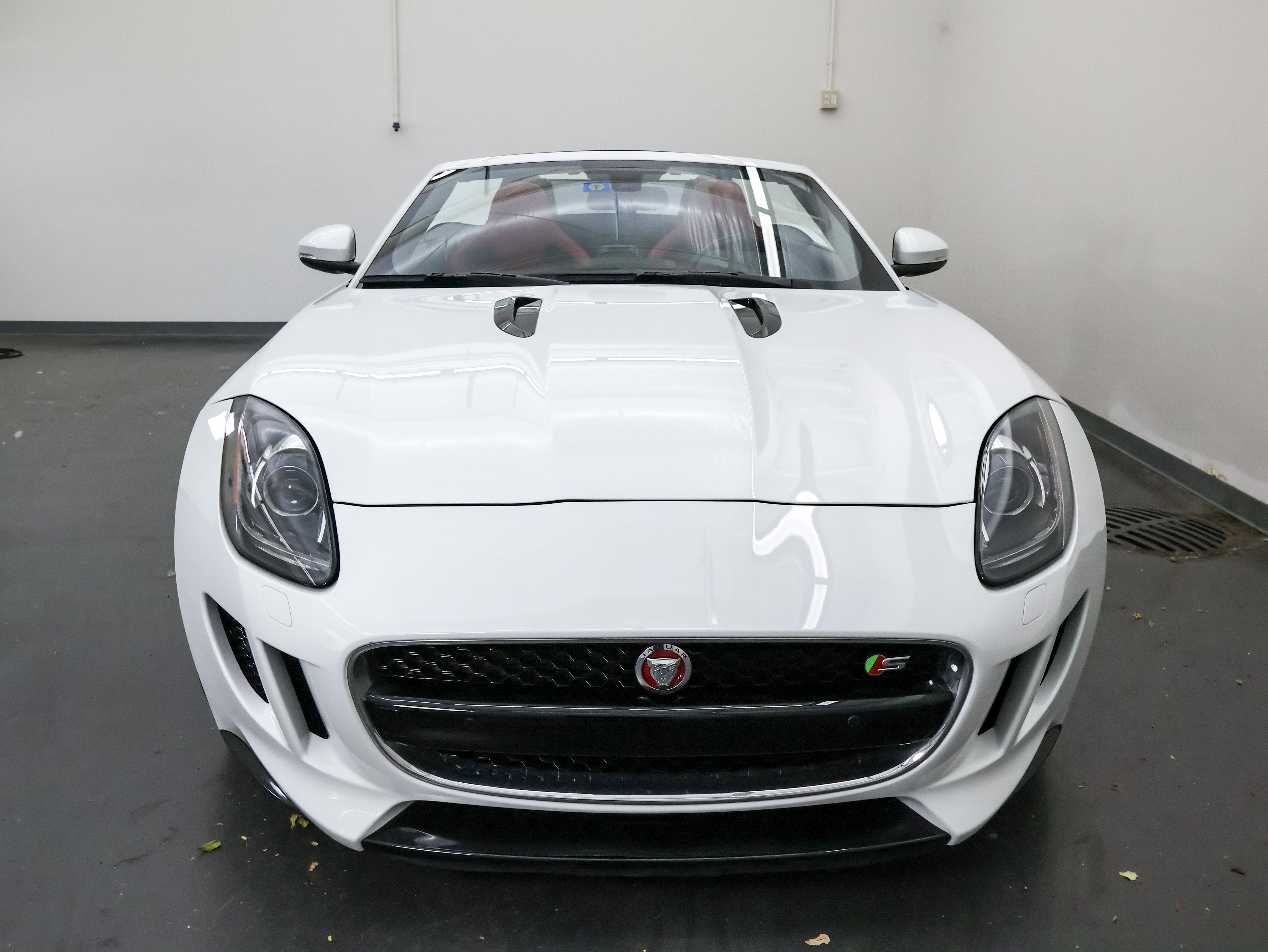 2015 Jaguar F-TYPE V8 S
