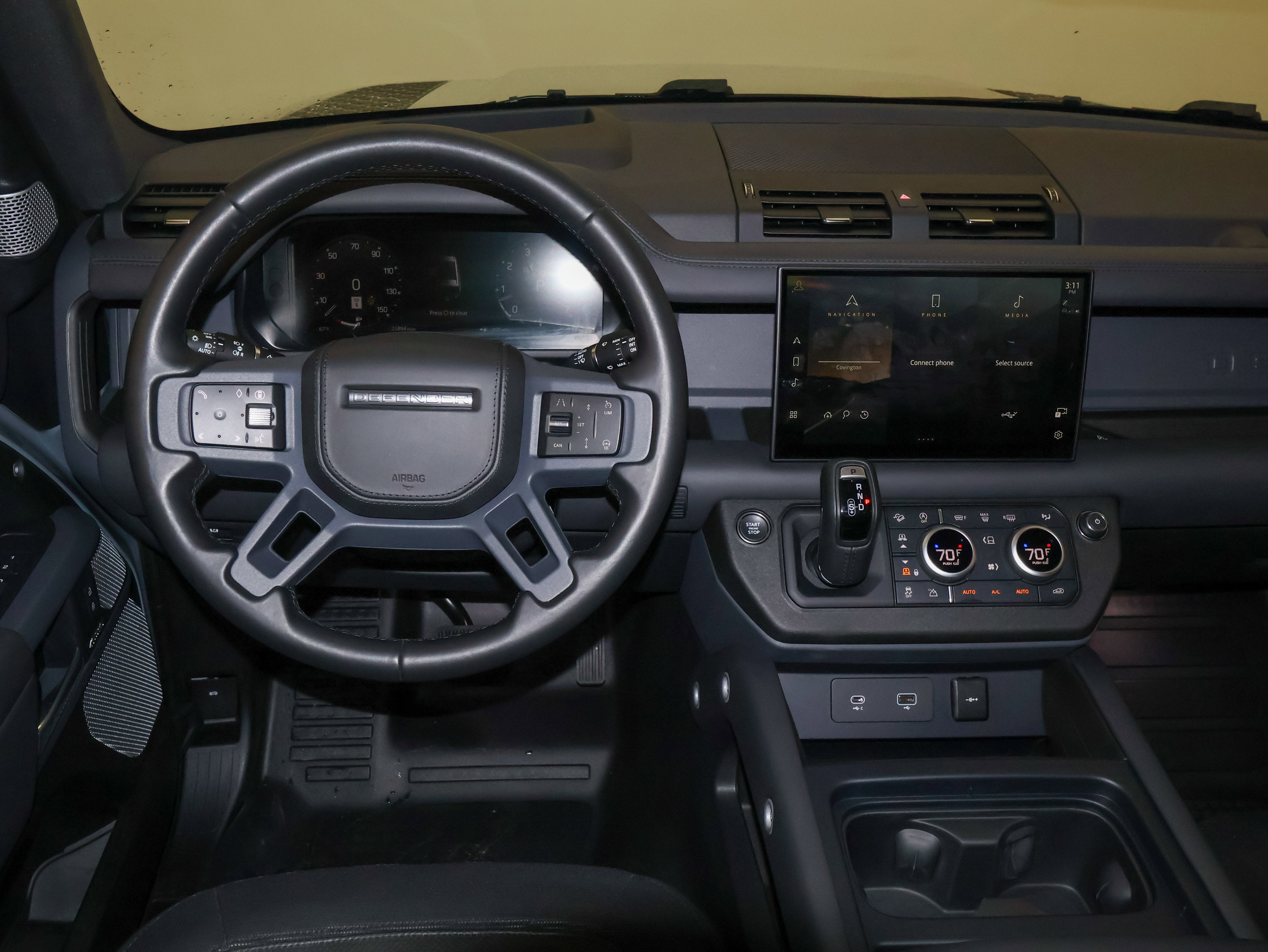 2024 Land Rover Defender X-Dynamic SE