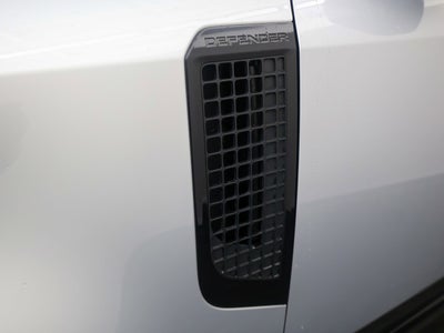 2024 Land Rover Defender X-Dynamic SE