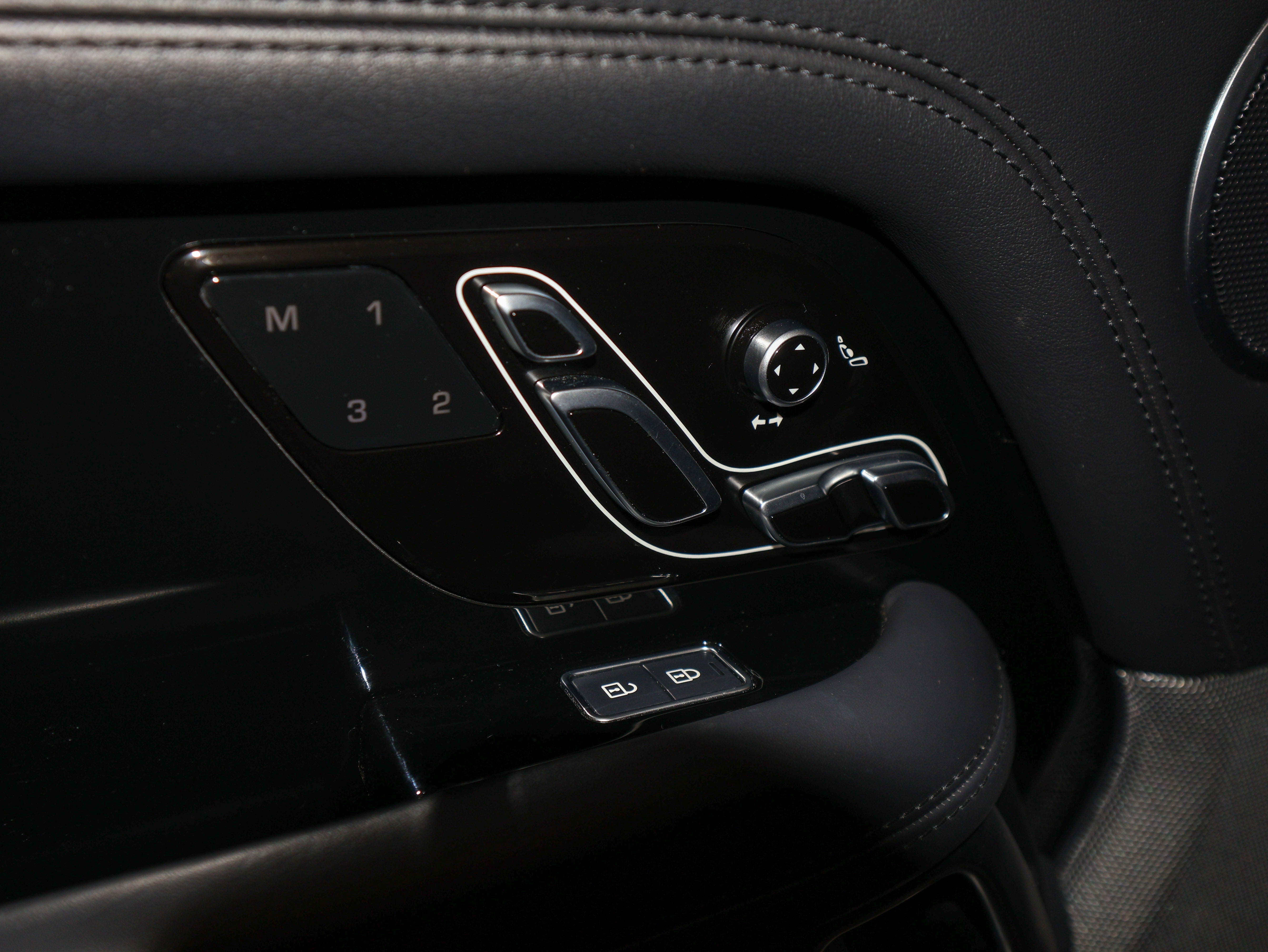 2022 Land Rover Range Rover Westminster