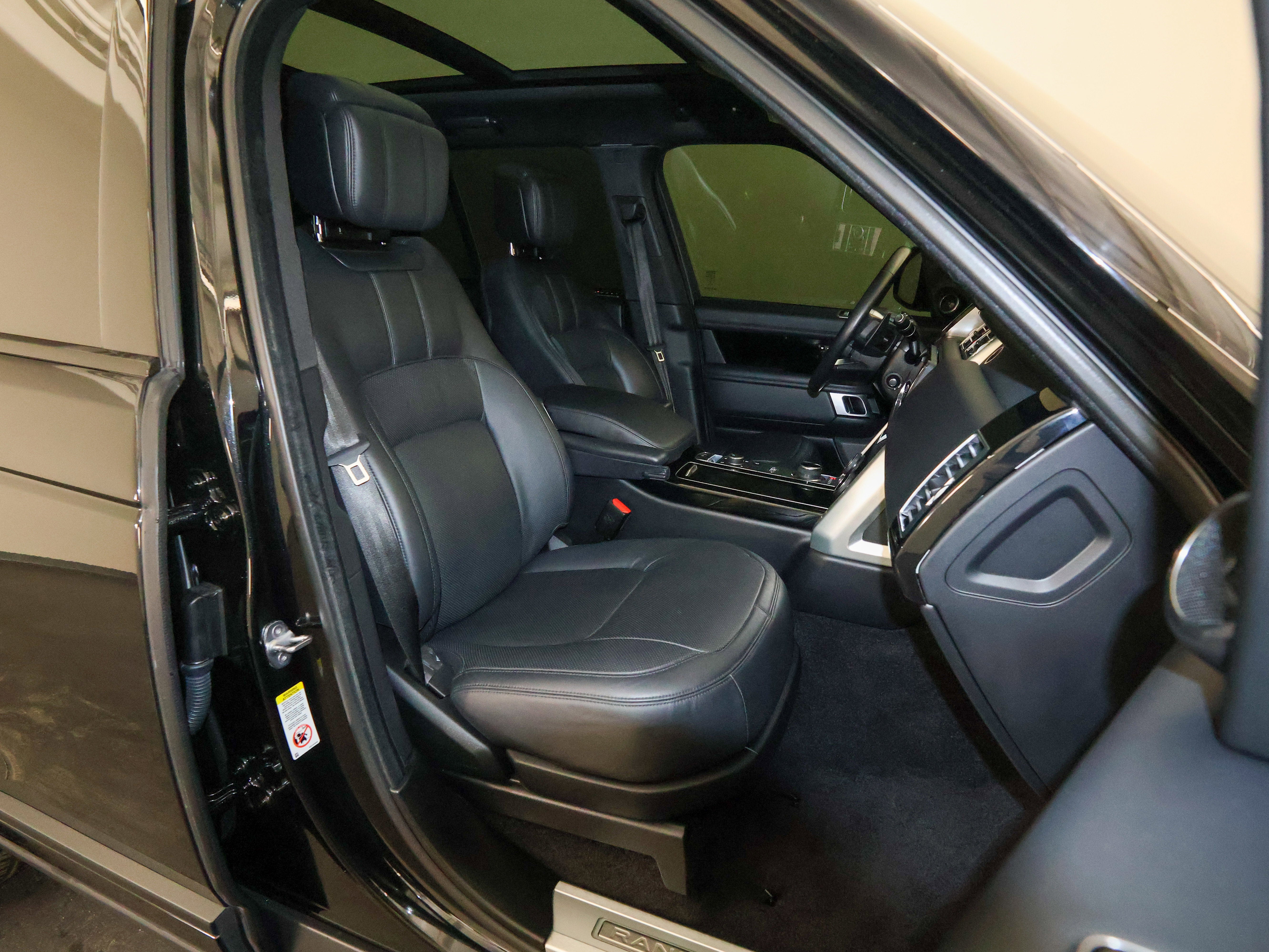 2022 Land Rover Range Rover Westminster