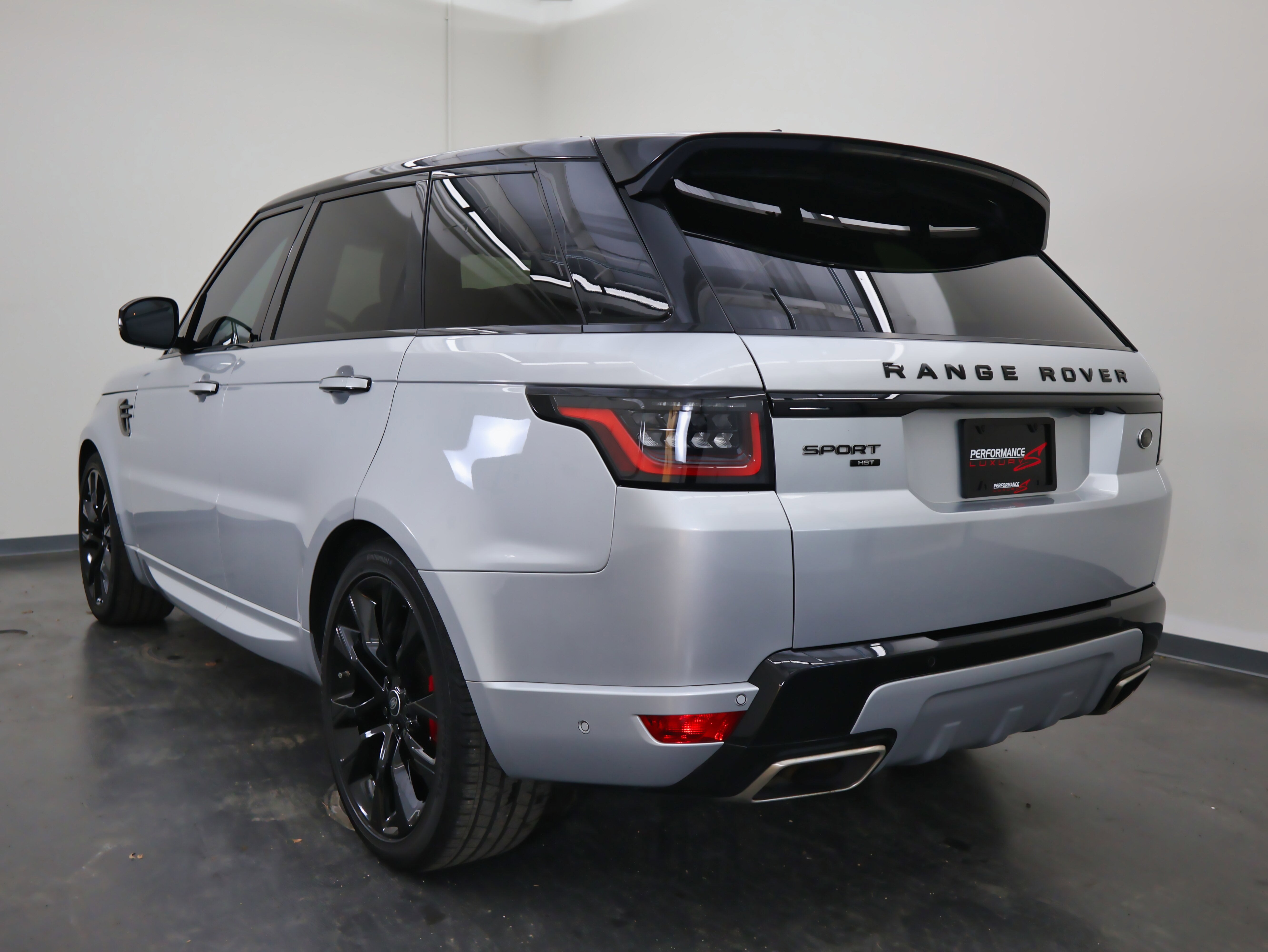 2020 Land Rover Range Rover Sport HST
