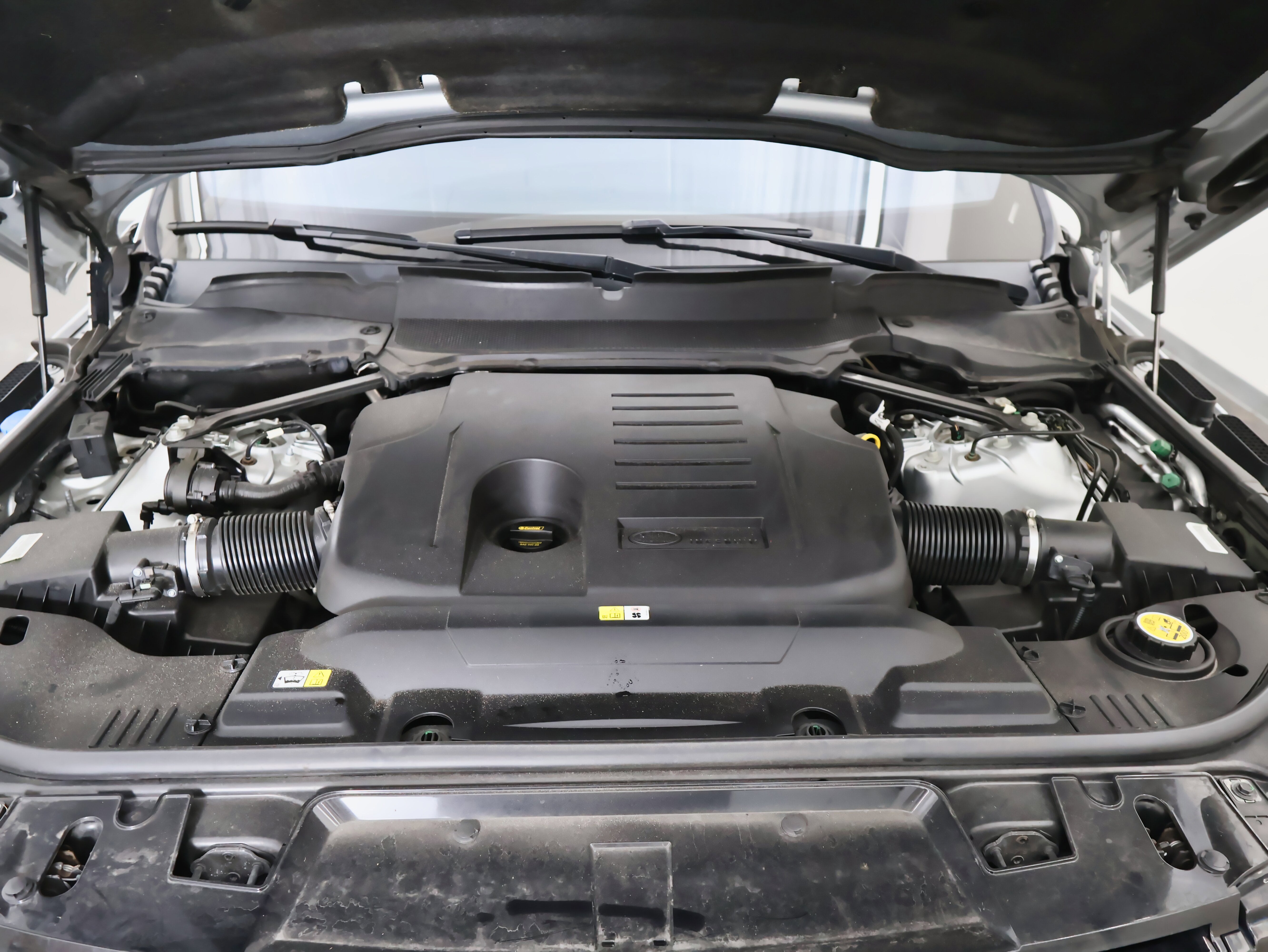 2020 Land Rover Range Rover Sport HST