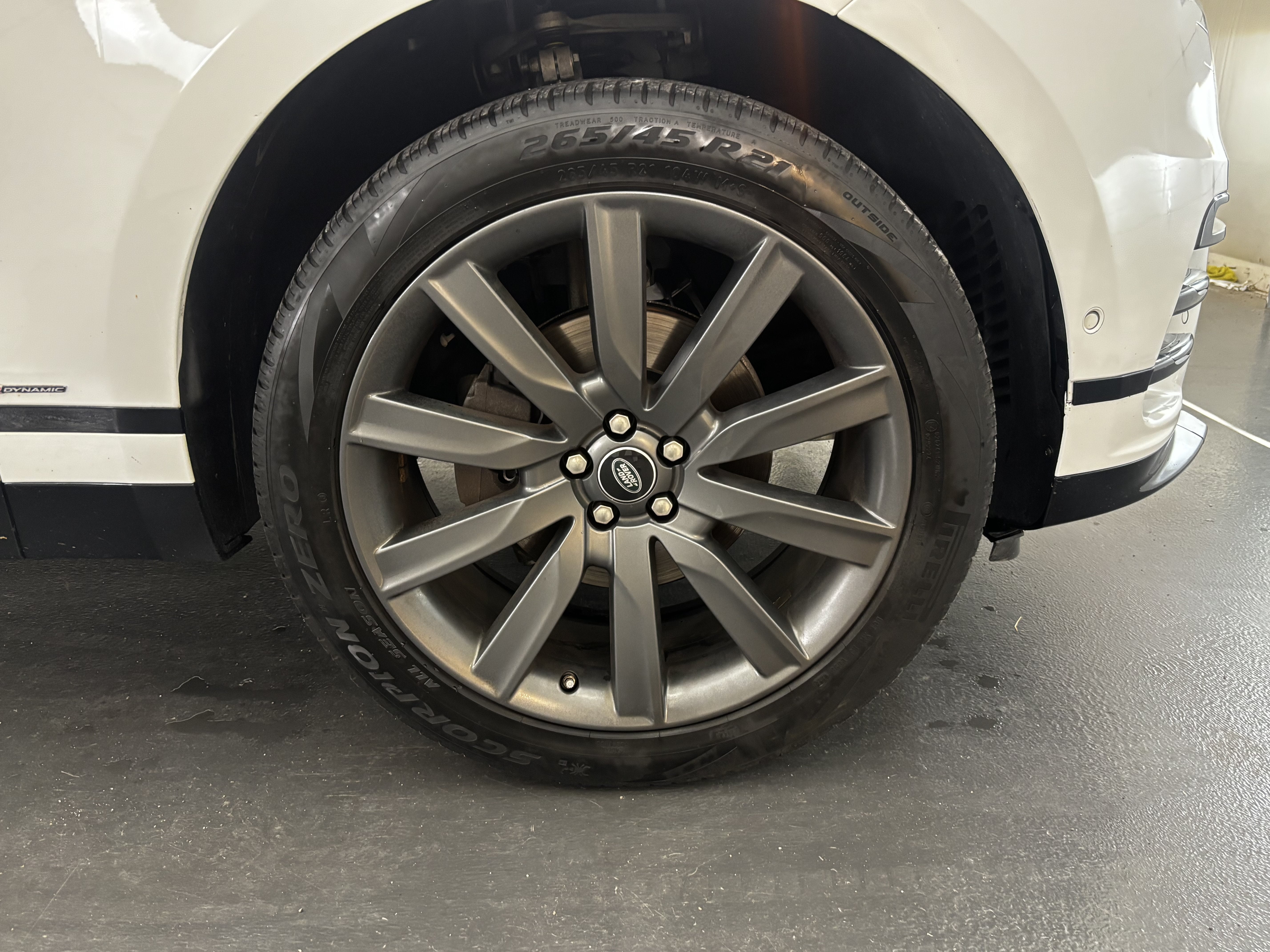 2018 Land Rover Range Rover Velar R-Dynamic HSE