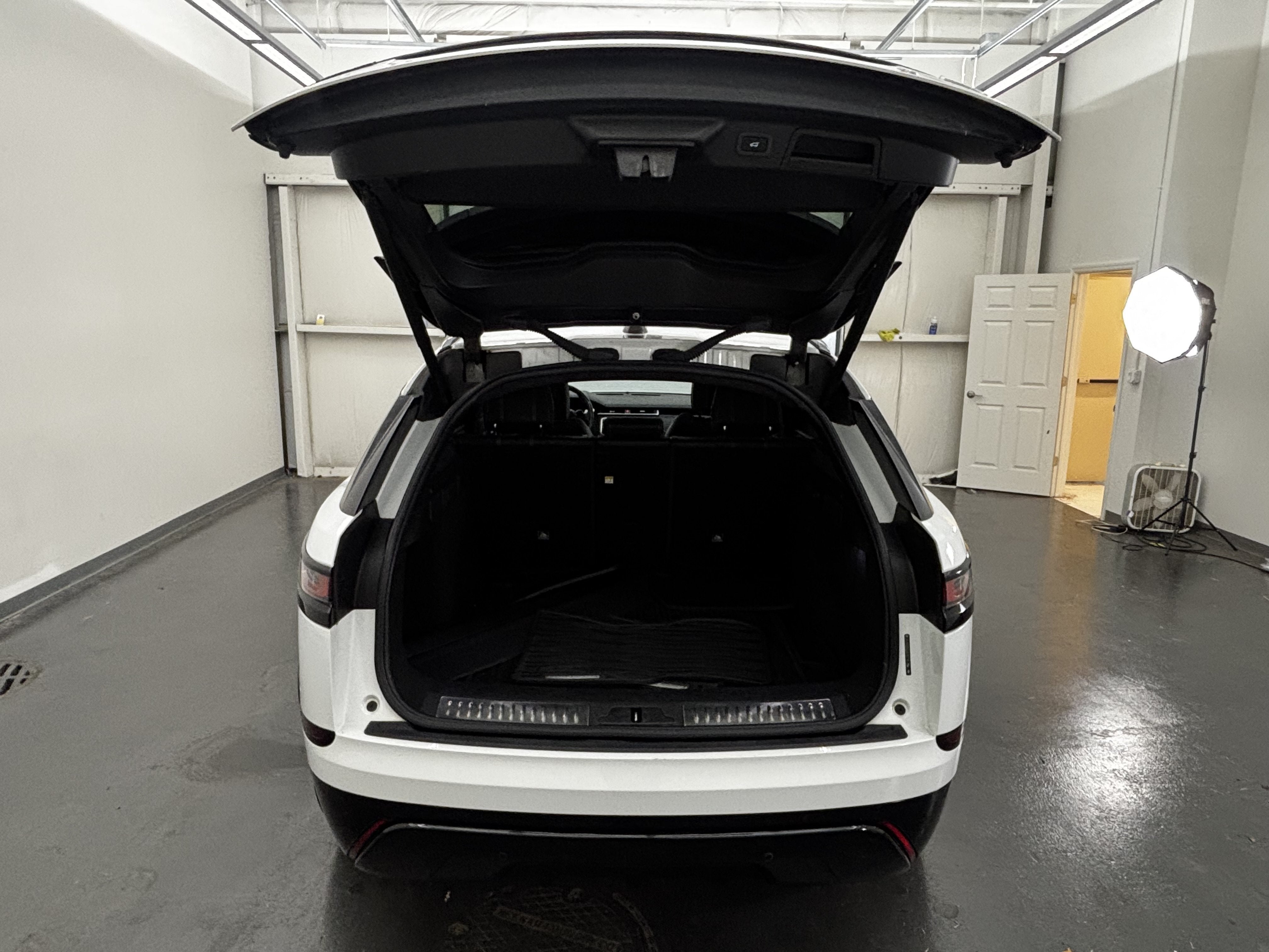 2018 Land Rover Range Rover Velar R-Dynamic HSE