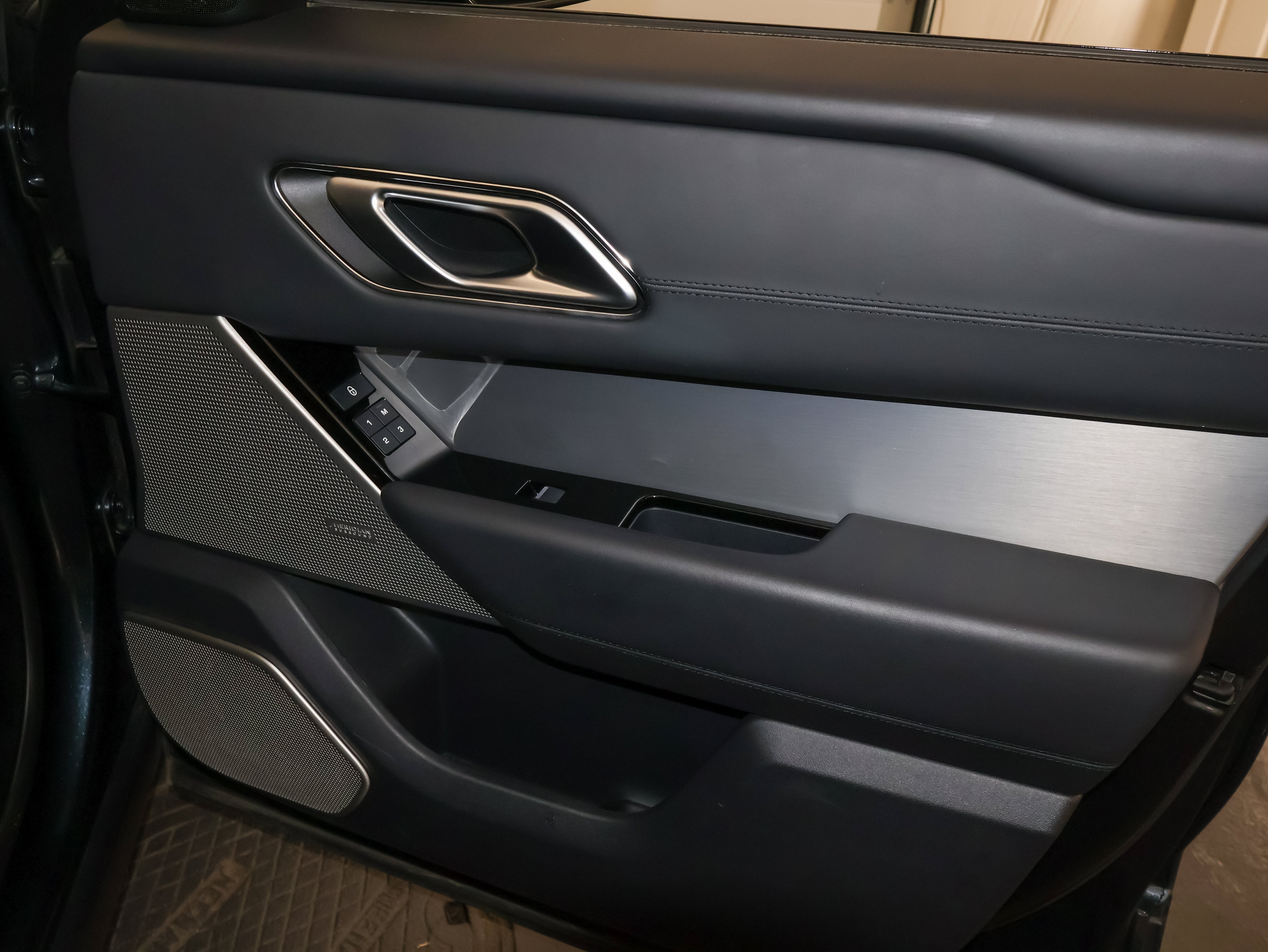 2020 Land Rover Range Rover Velar SVAutobiography Dynamic Edition